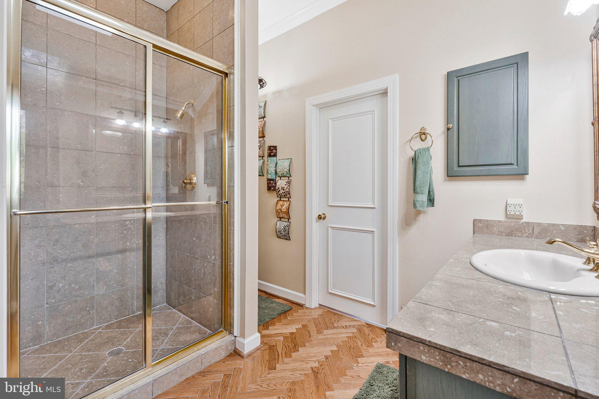 WEST LANGLEY - Residential