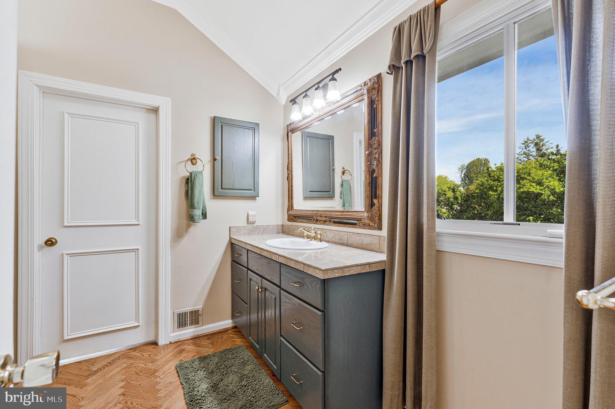 WEST LANGLEY - Residential