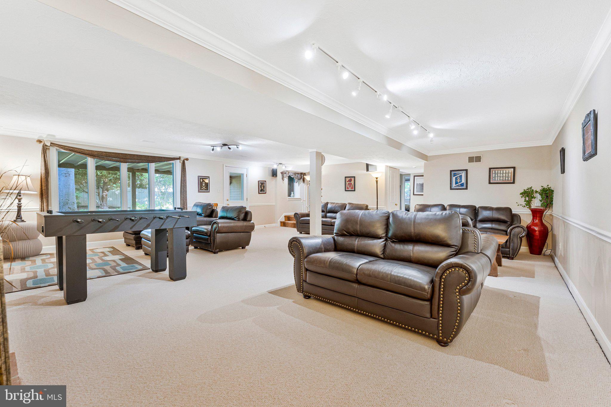 WEST LANGLEY - Residential