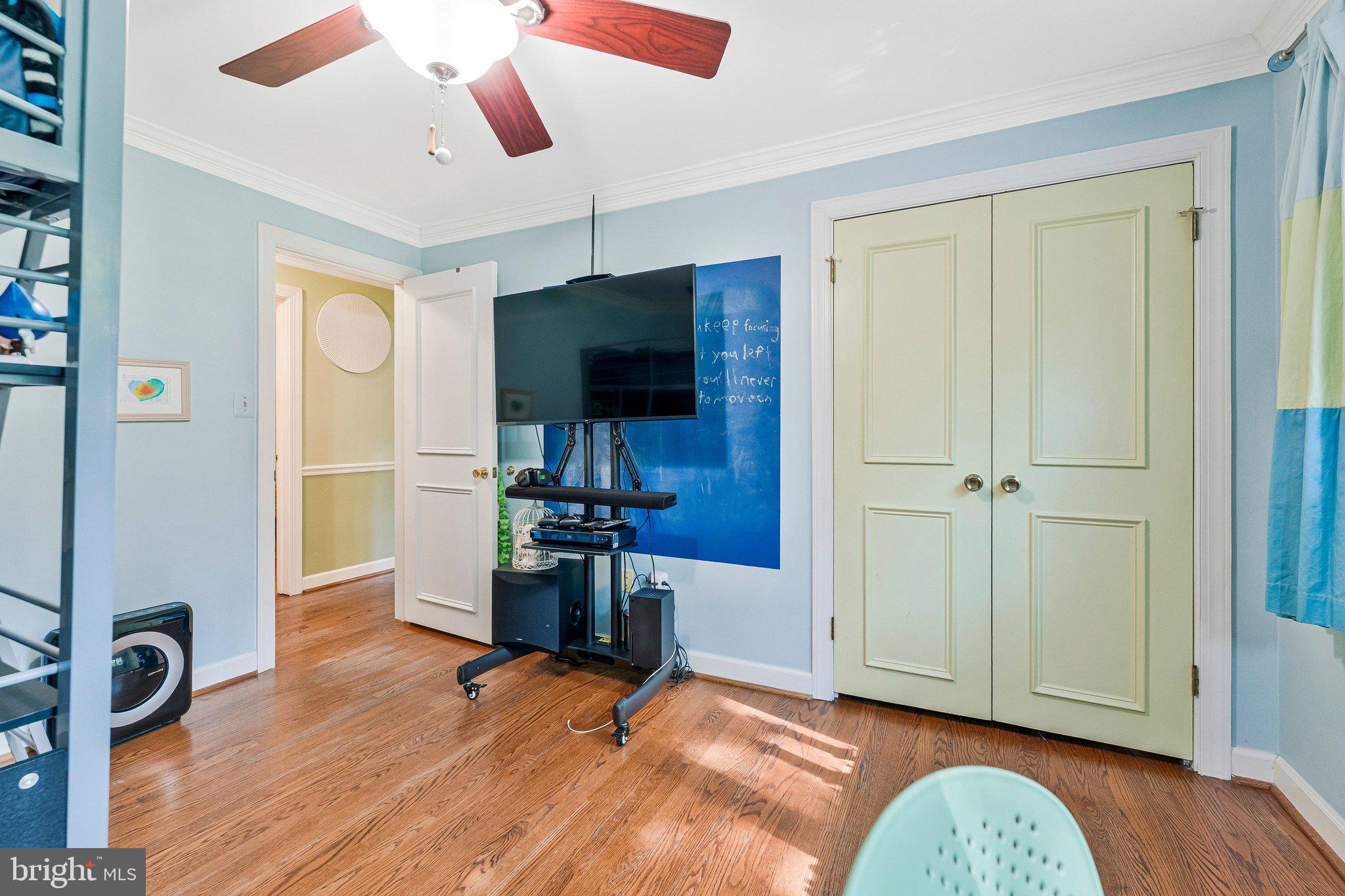 WEST LANGLEY - Residential
