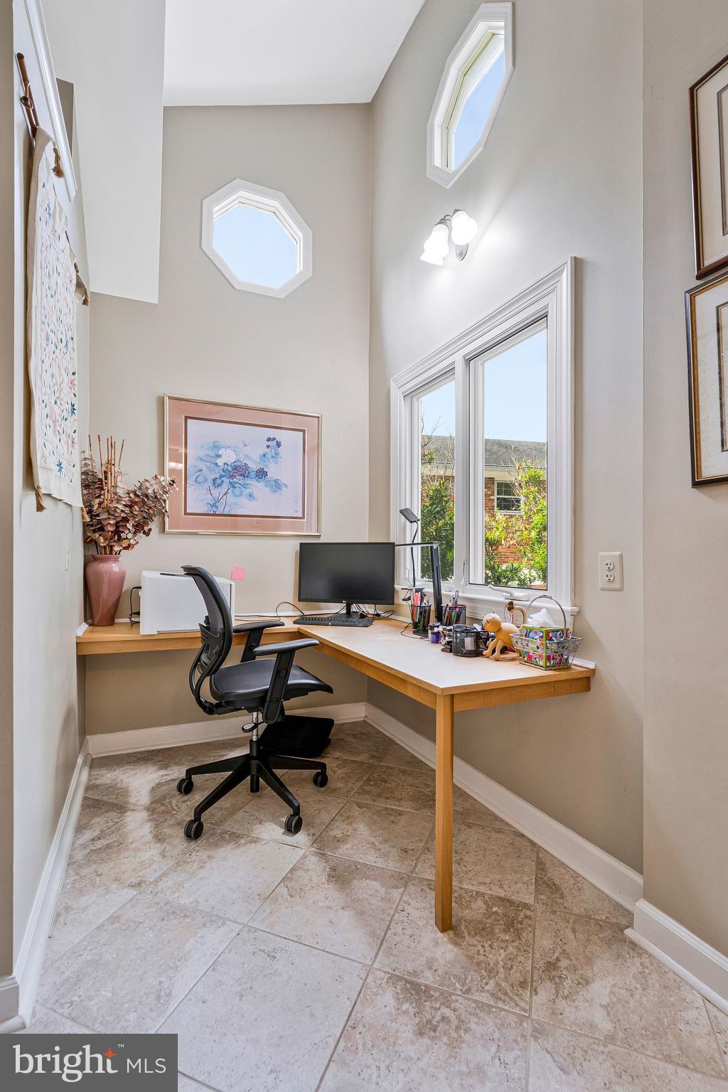 WEST LANGLEY - Residential