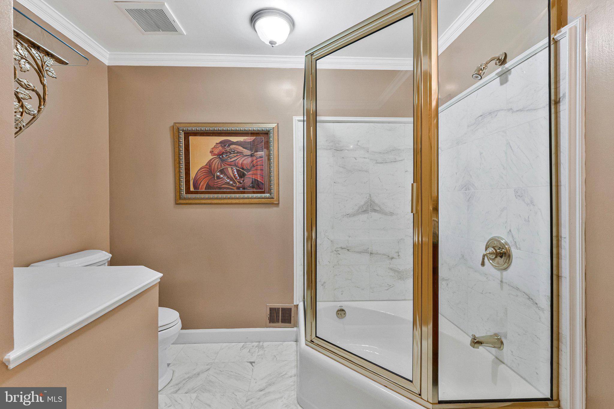 WEST LANGLEY - Residential
