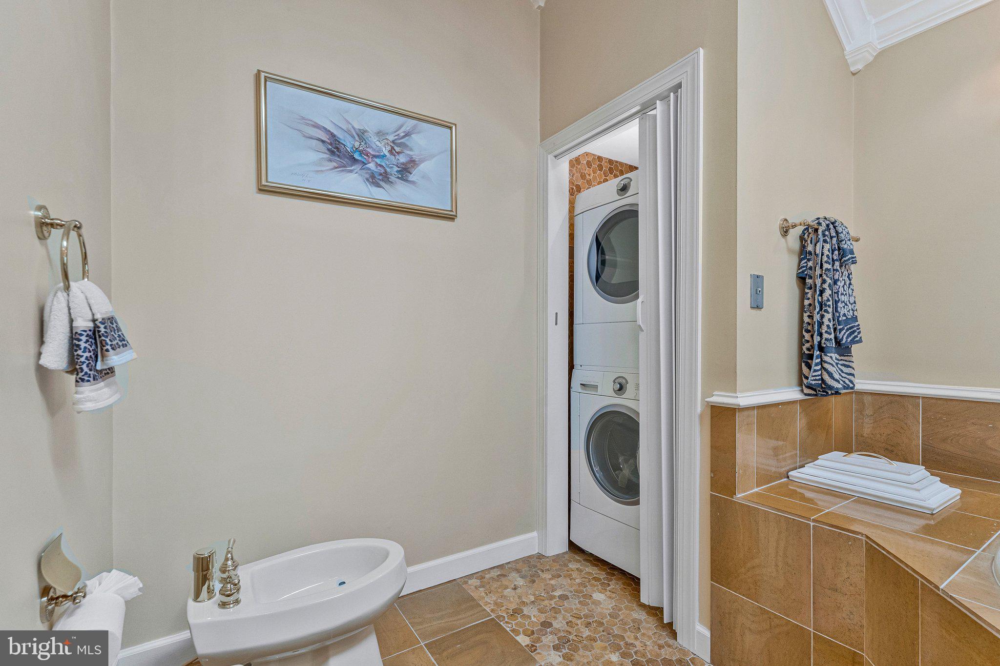 WEST LANGLEY - Residential