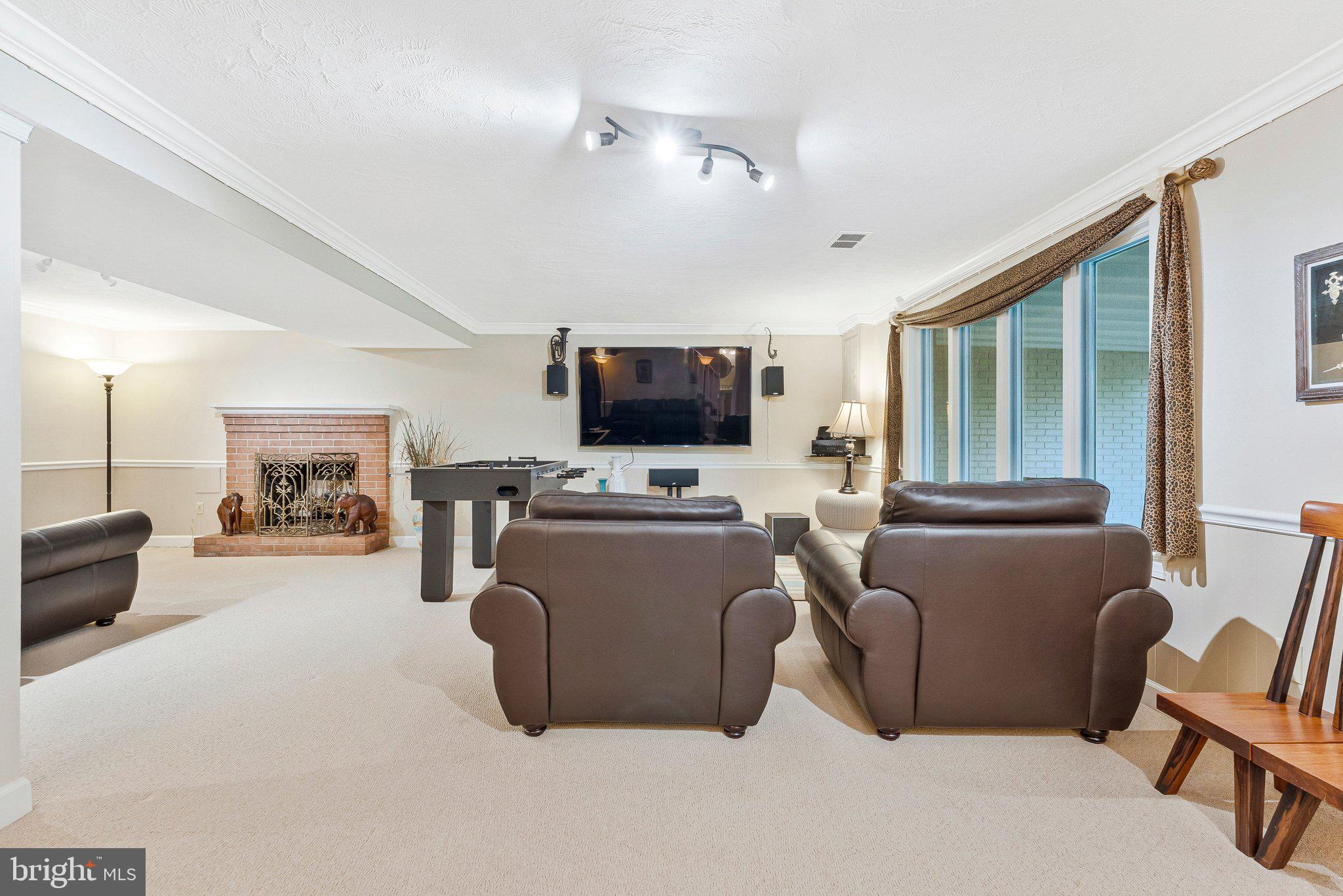 WEST LANGLEY - Residential