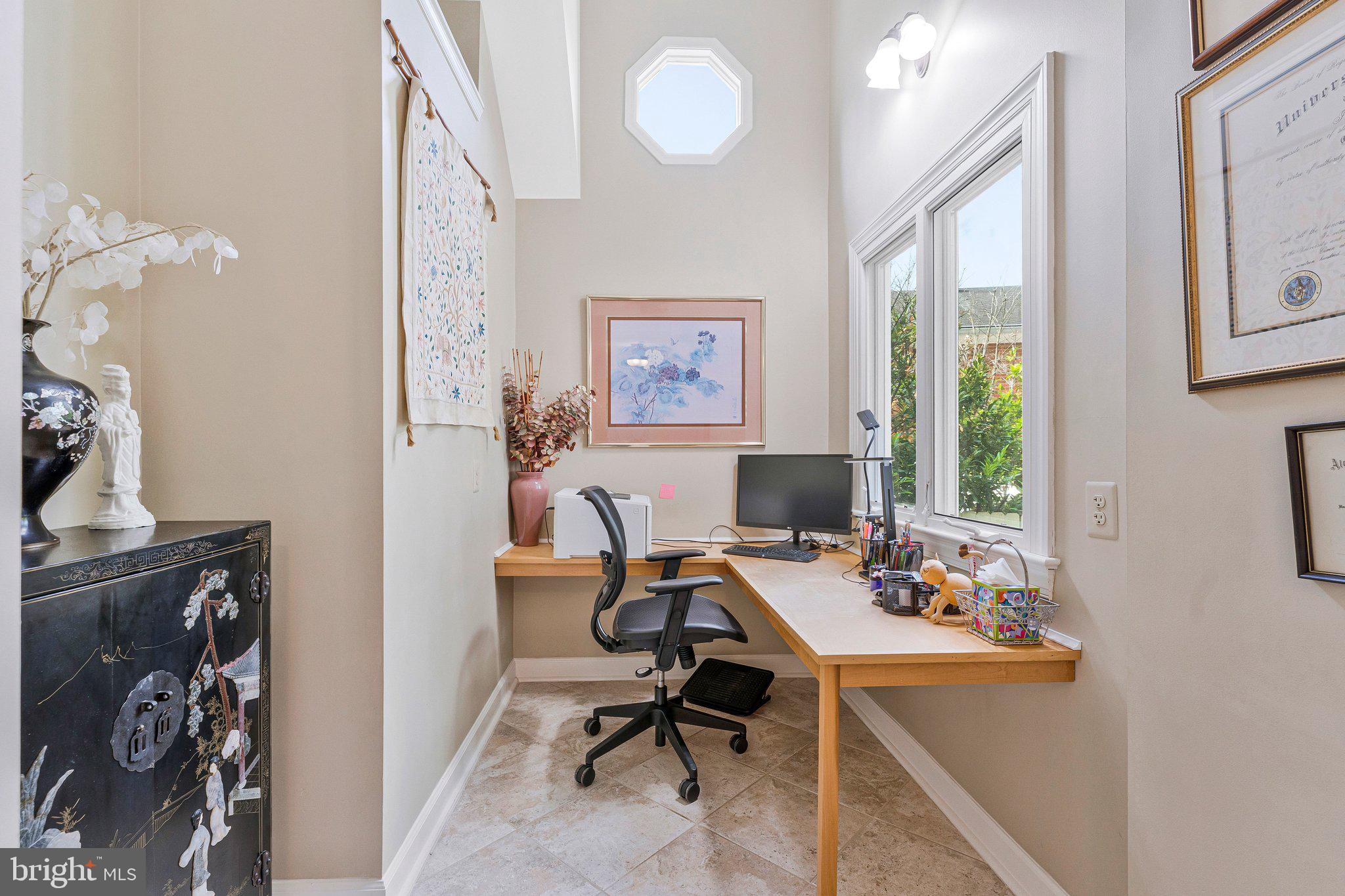 WEST LANGLEY - Residential