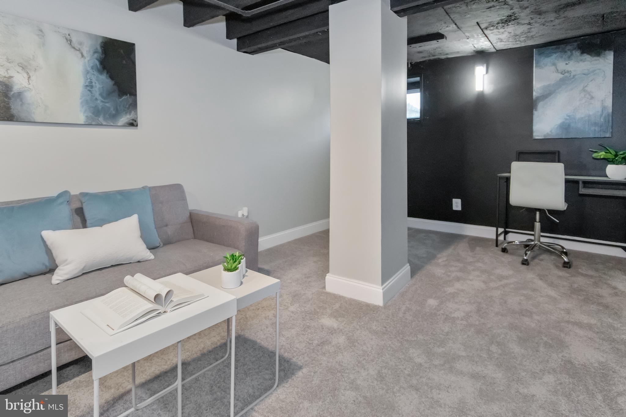 MEDFIELD - Residential