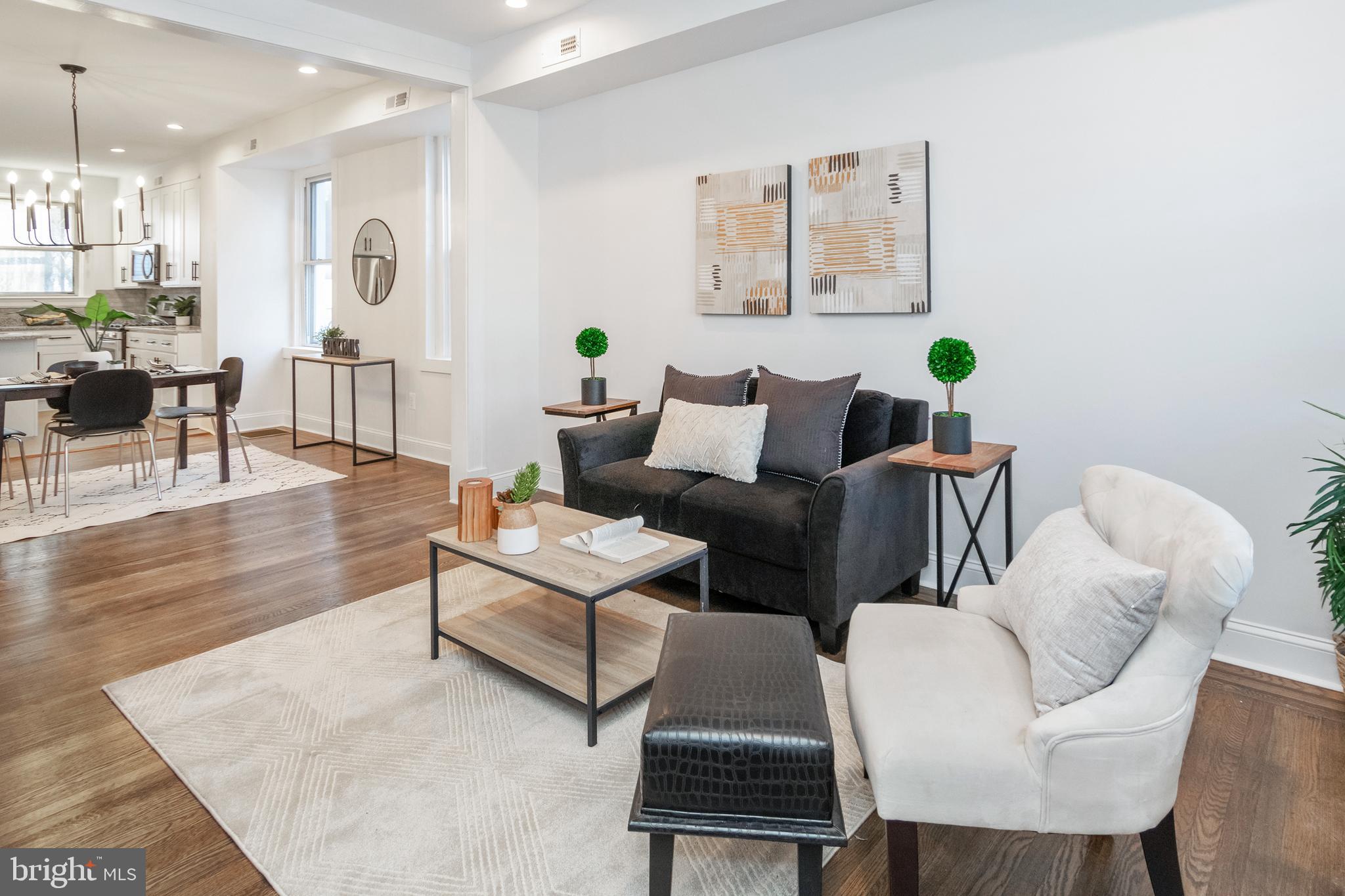 MEDFIELD - Residential