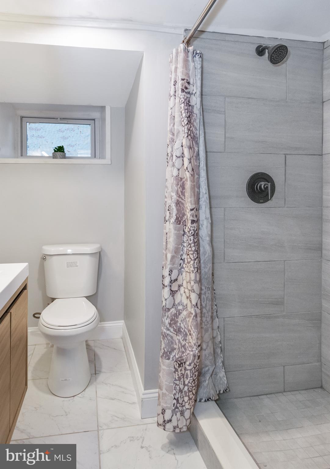 MEDFIELD - Residential