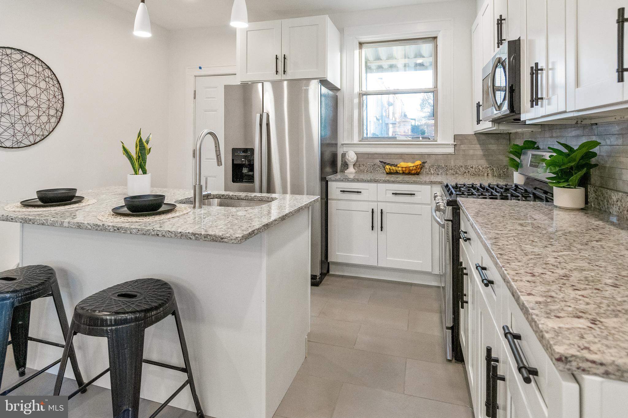 MEDFIELD - Residential