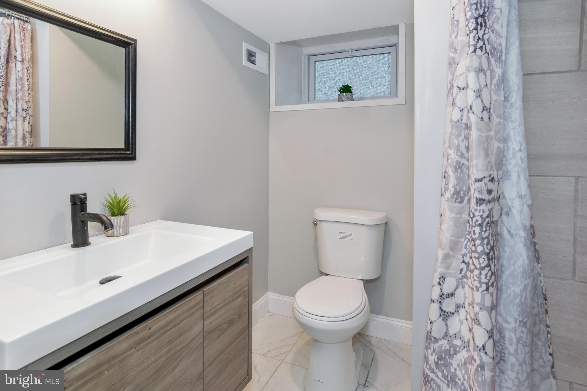 MEDFIELD - Residential