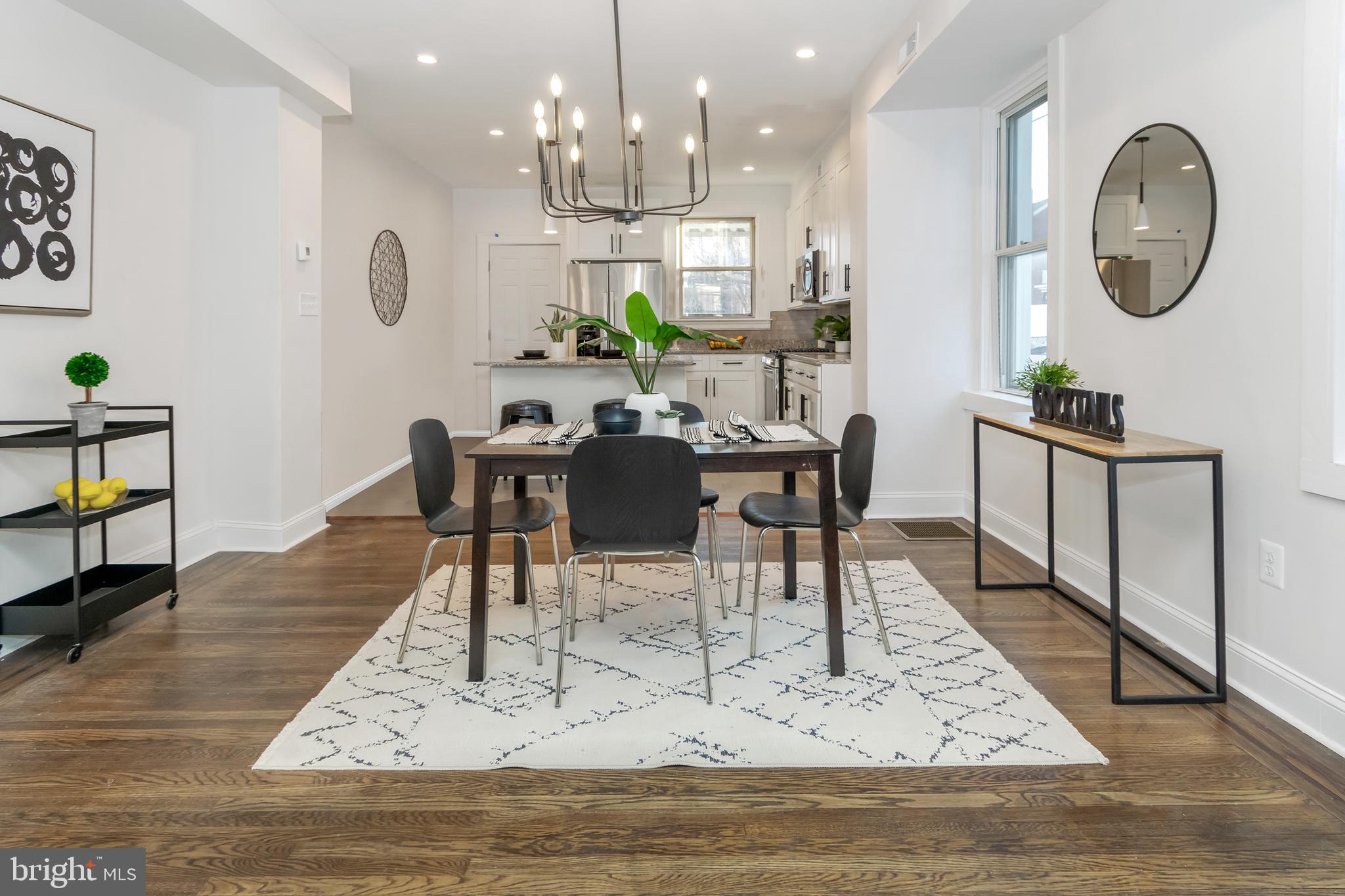 MEDFIELD - Residential