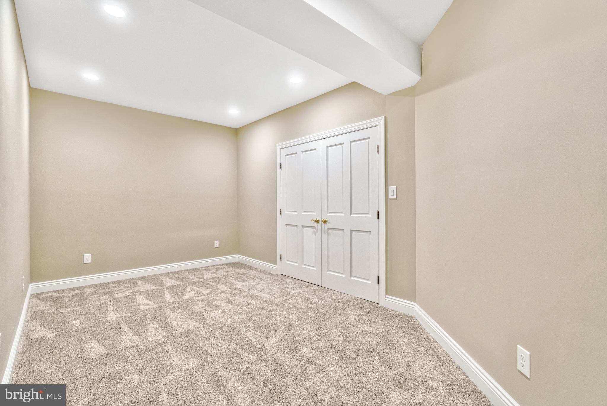 CARRINGTON - Residential