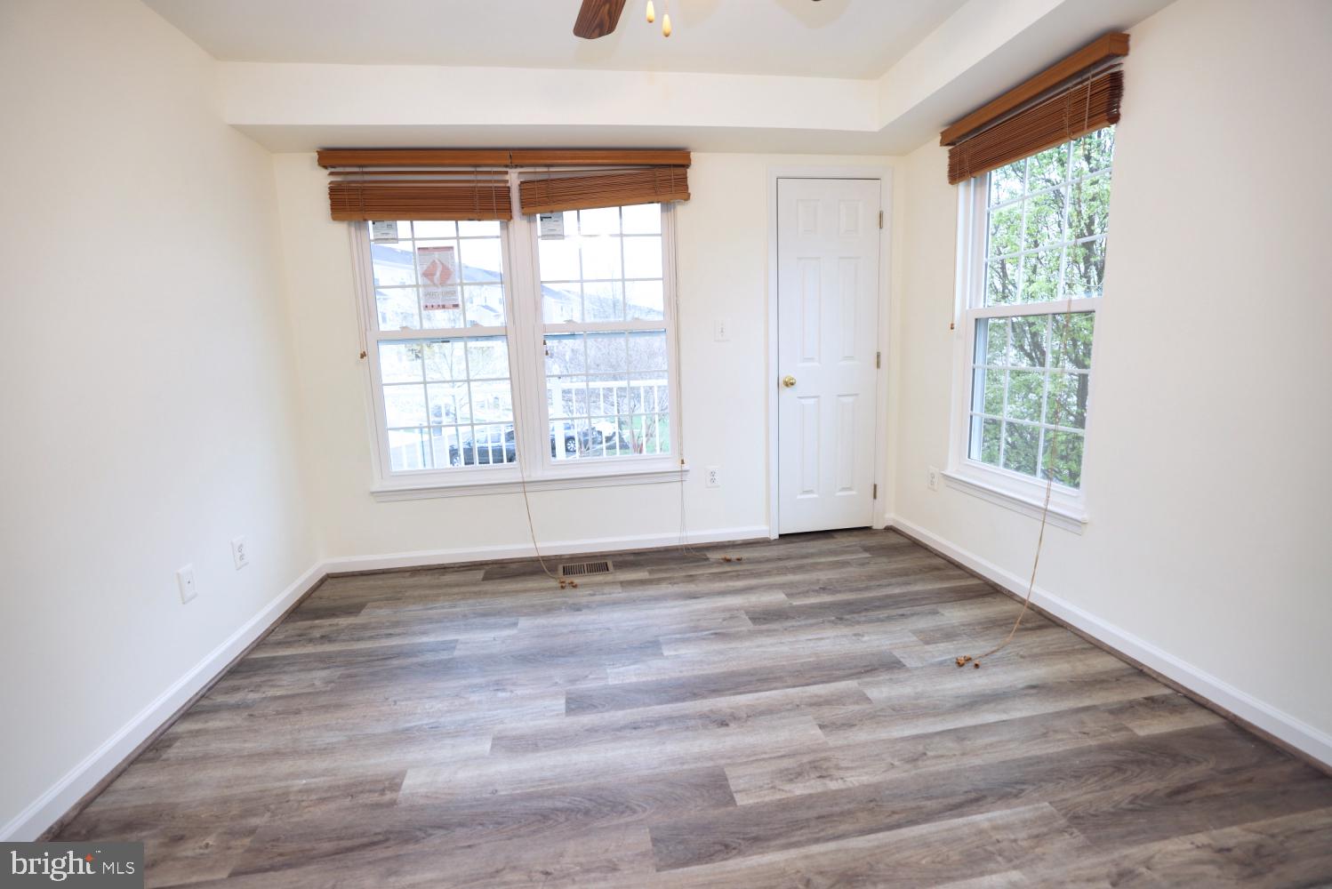 AMBER SPRING CONDOMINIUMS - Residential Lease