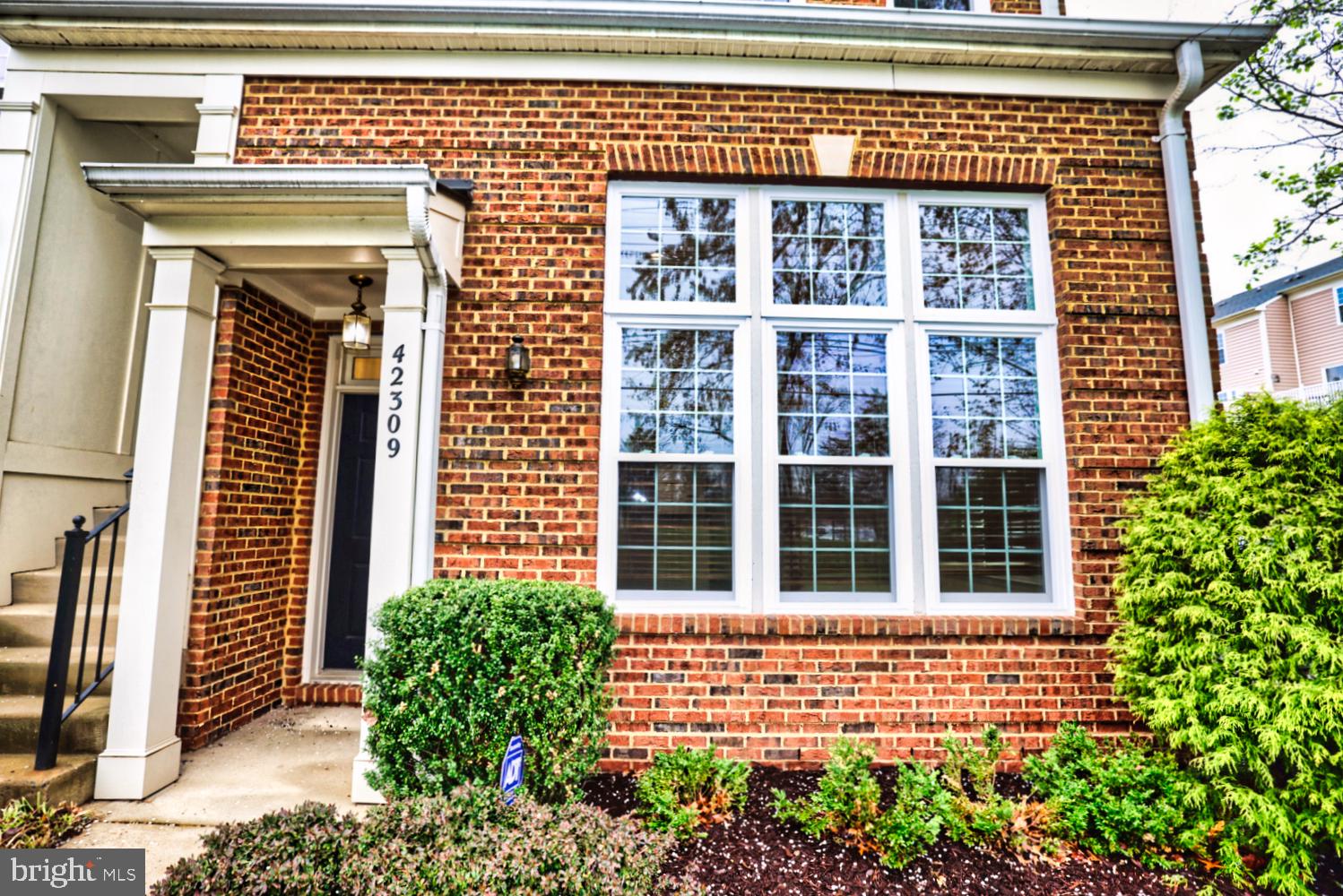 AMBER SPRING CONDOMINIUMS - Residential Lease