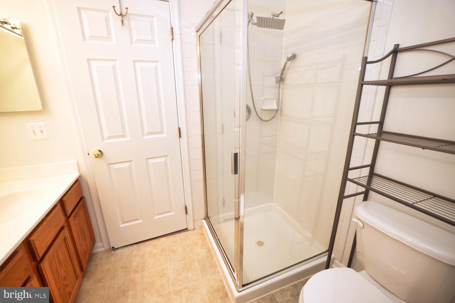 AMBER SPRING CONDOMINIUMS - Residential Lease