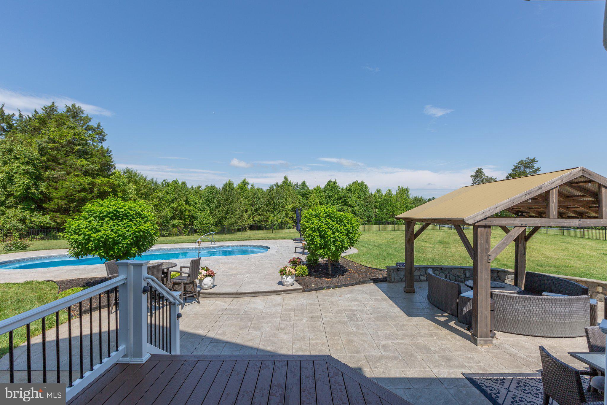 THE GLENS - Residential