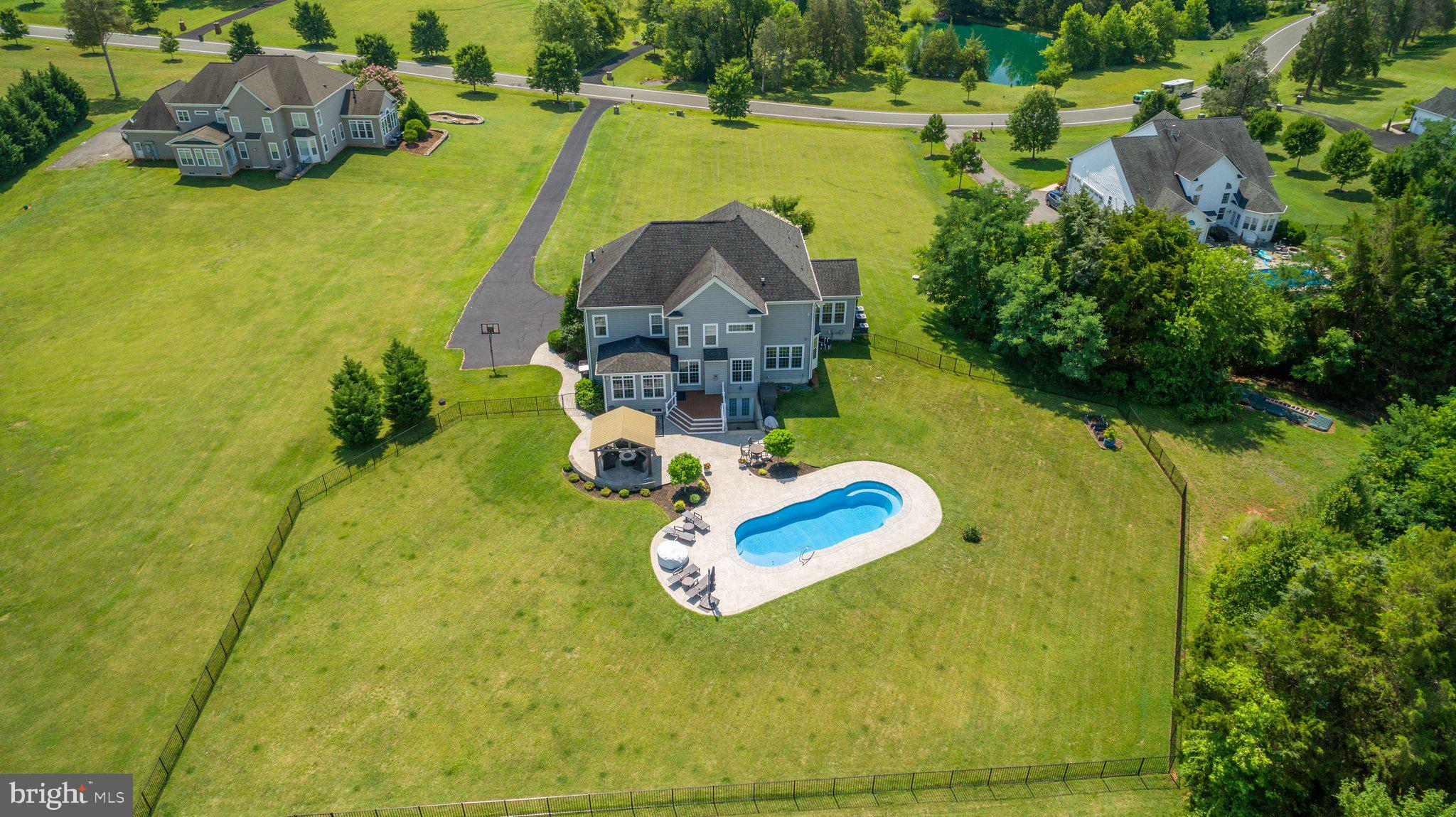 THE GLENS - Residential