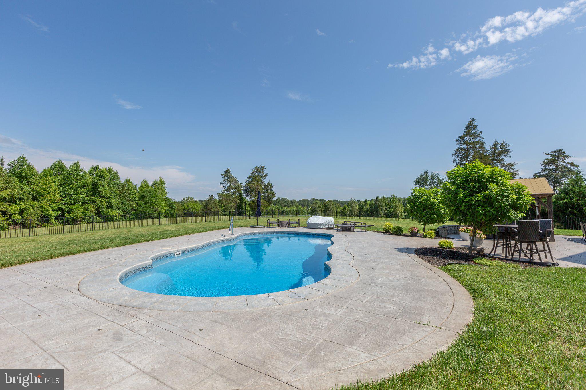 THE GLENS - Residential