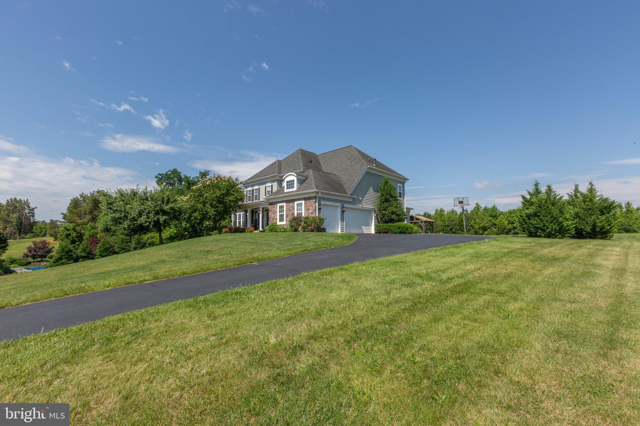 THE GLENS - Residential