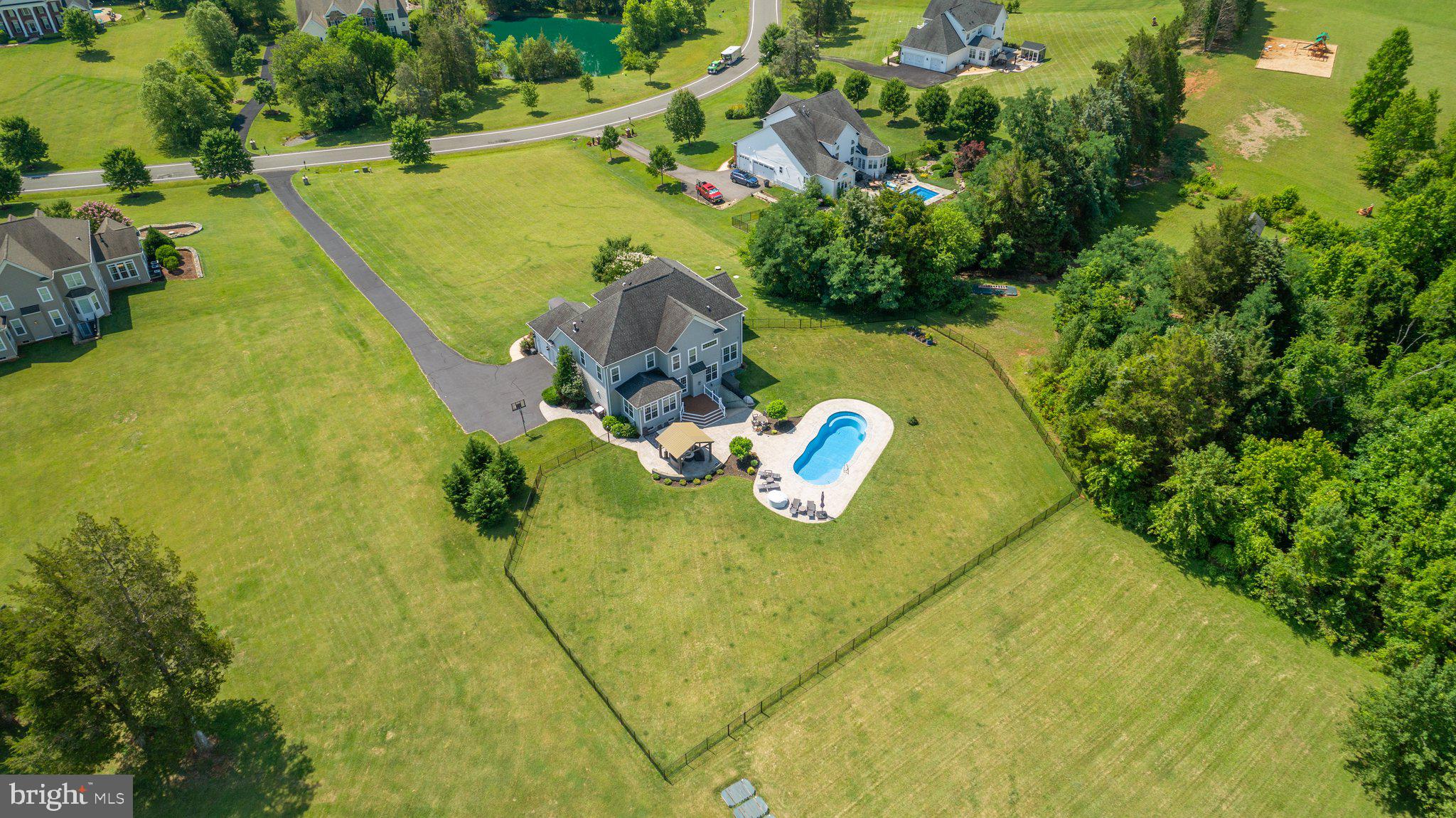 THE GLENS - Residential