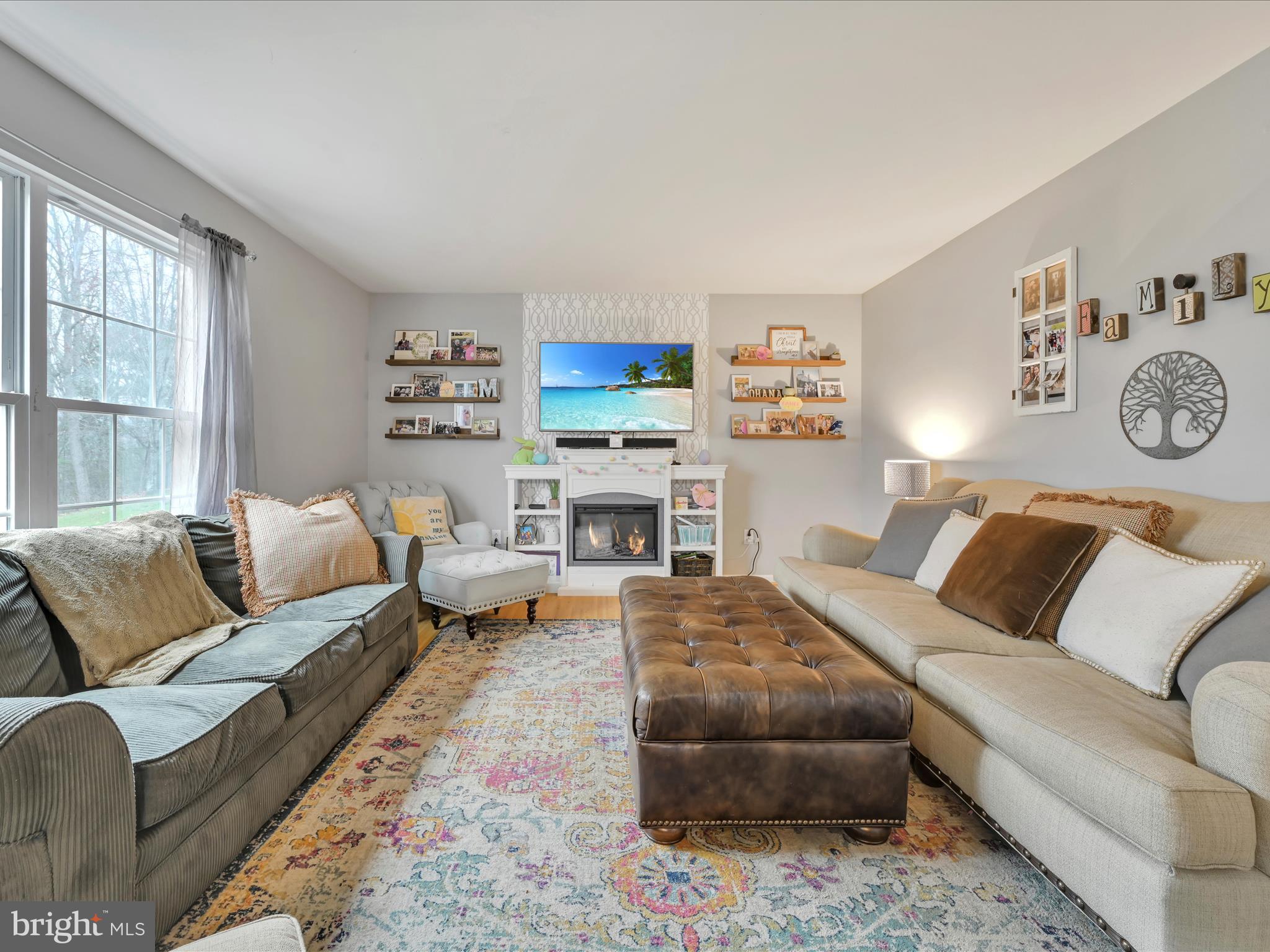 SUNNYSIDE - Residential