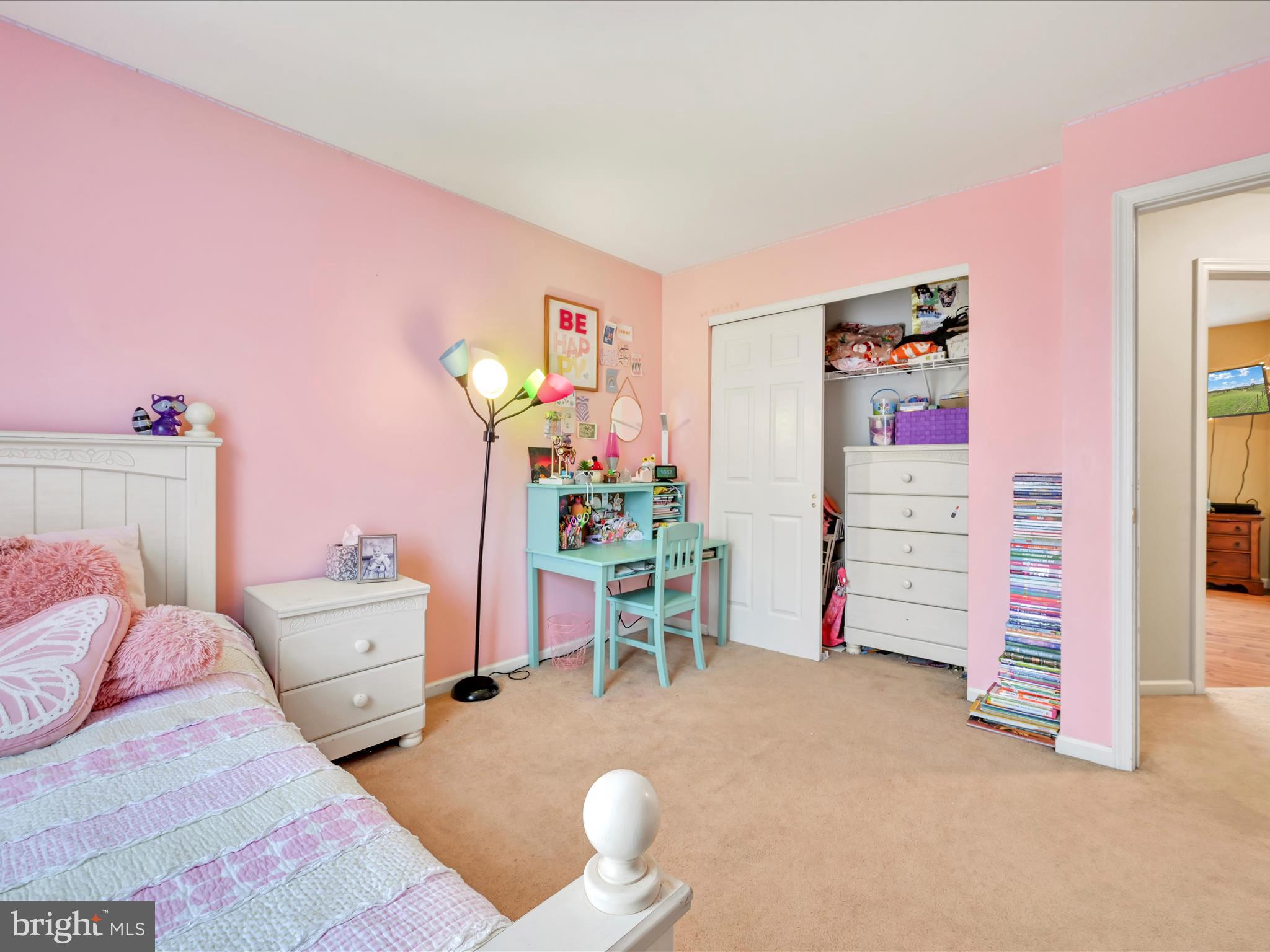 SUNNYSIDE - Residential