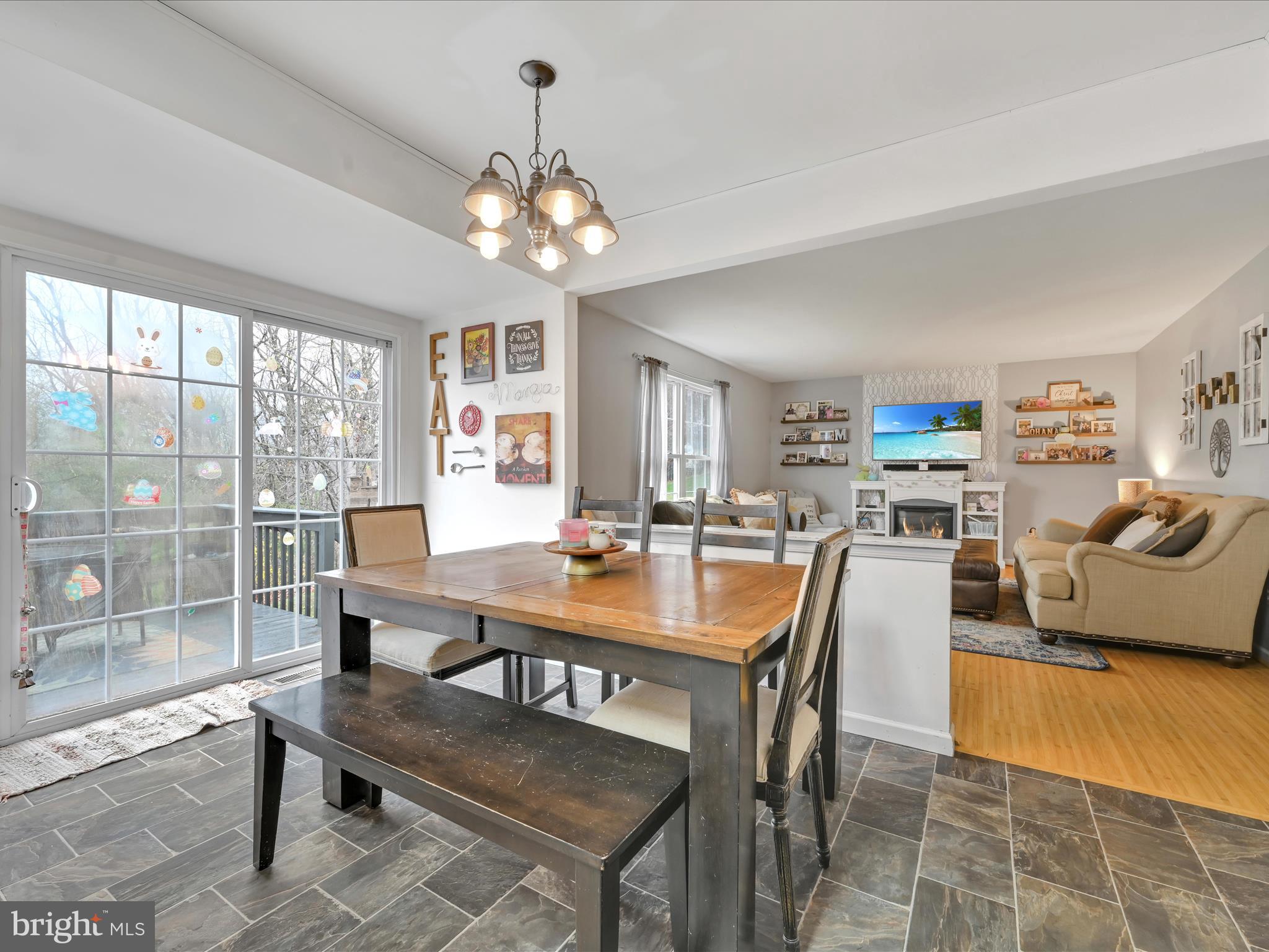 SUNNYSIDE - Residential