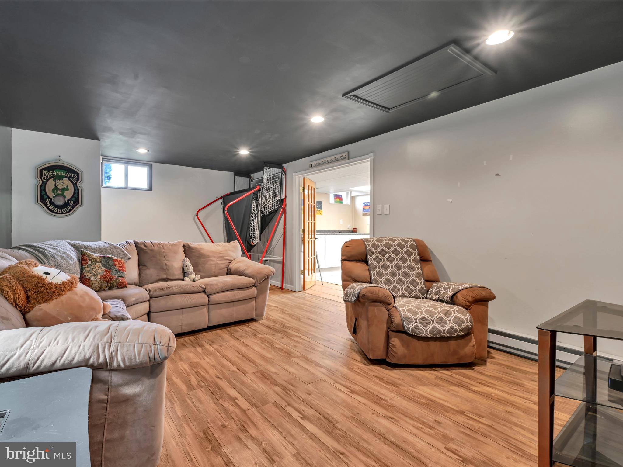 SUNNYSIDE - Residential