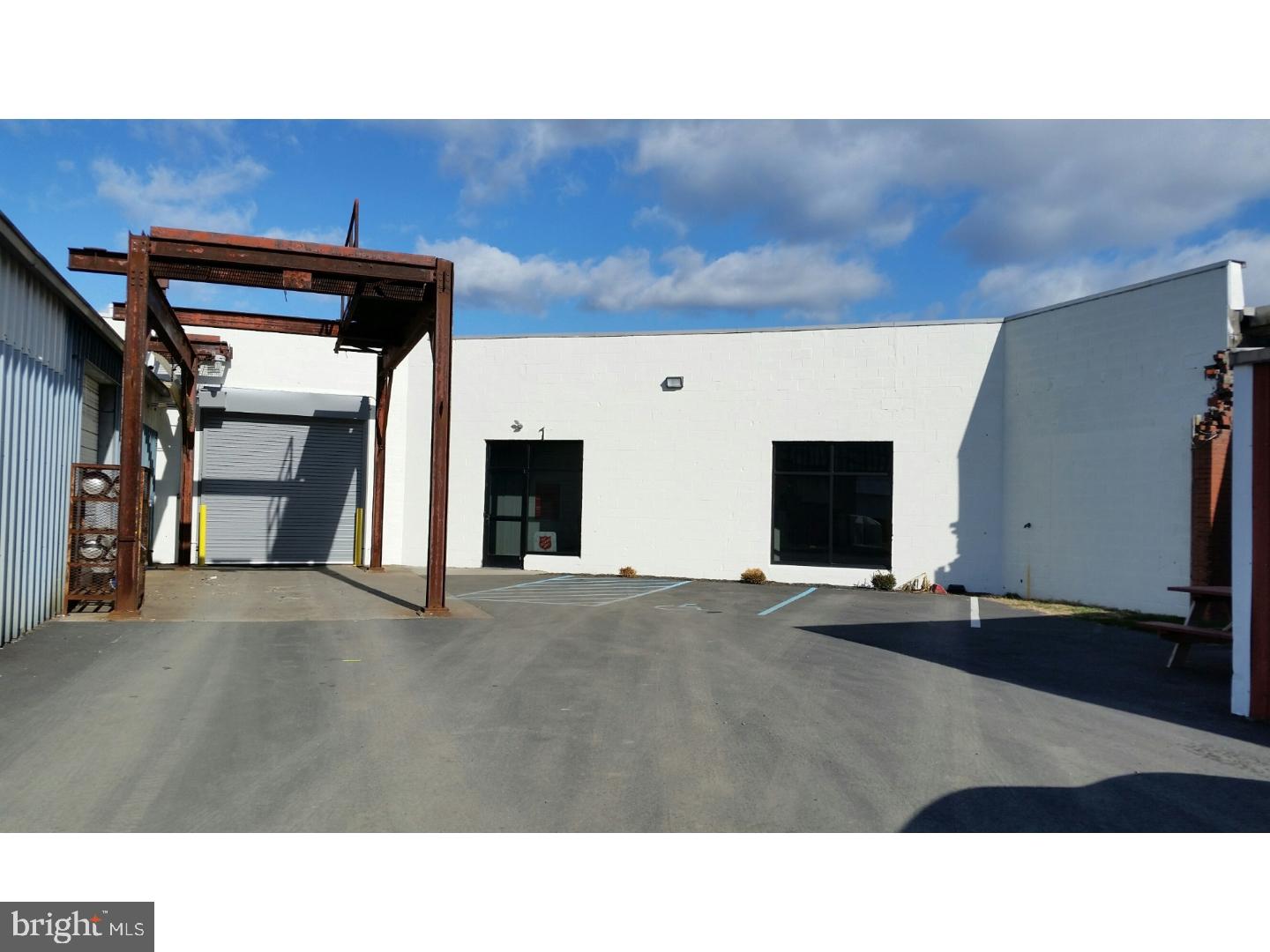 4700 N 5TH STREET HIGHWAY