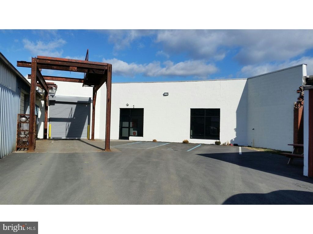 Photo of 4700 N 5th Street Highway, TEMPLE, PA 19560 (MLS # 1004439795)