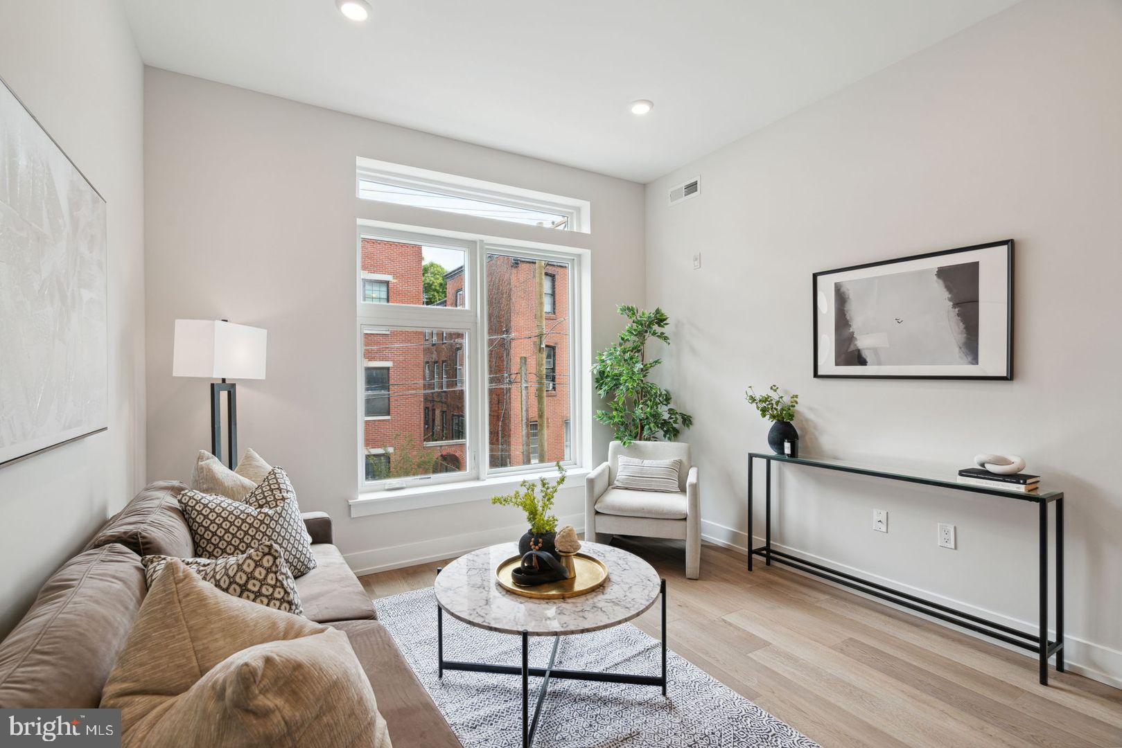 SOUTH KENSINGTON - Residential Lease