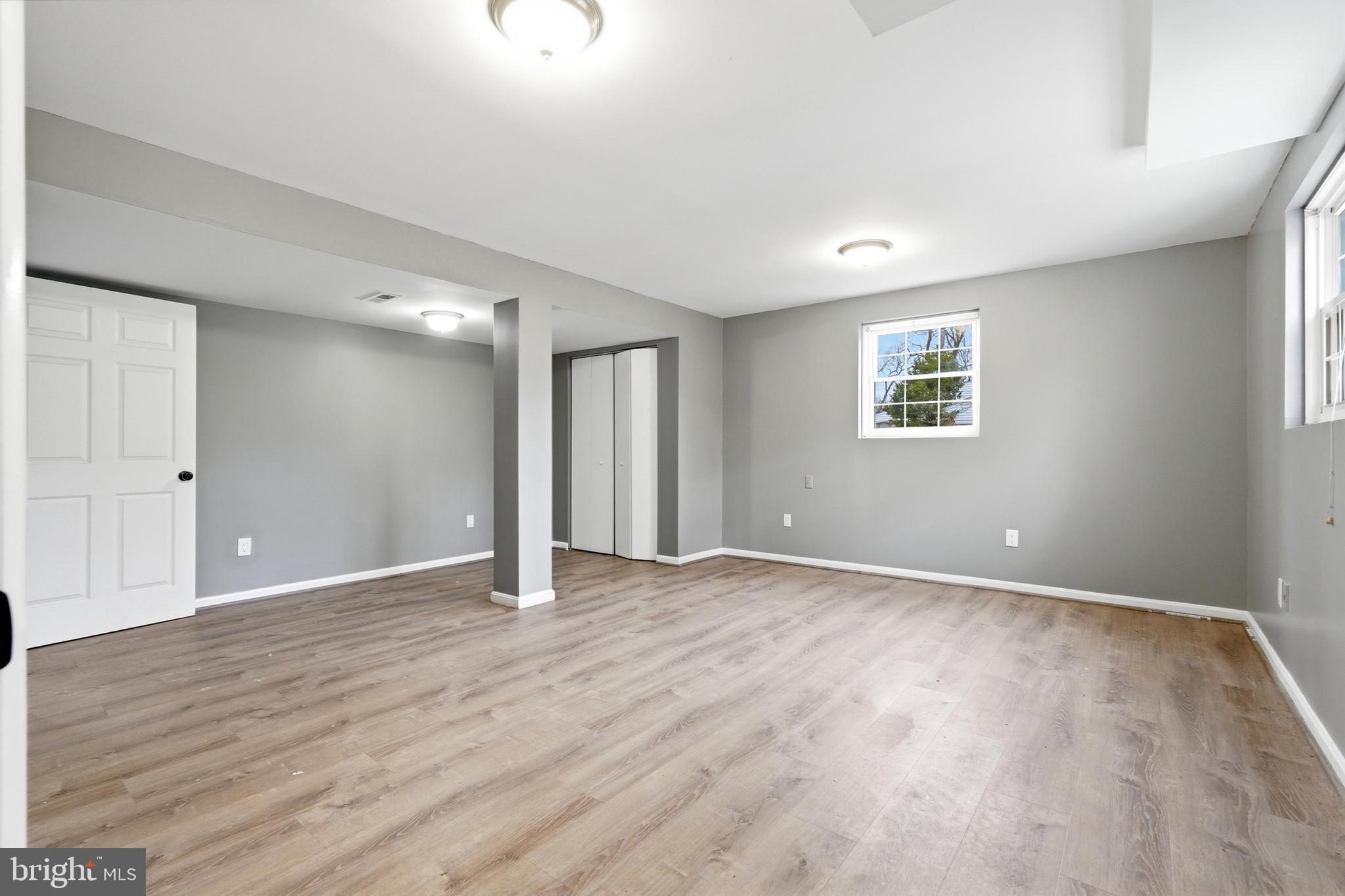 SHERWOOD FOREST - Residential