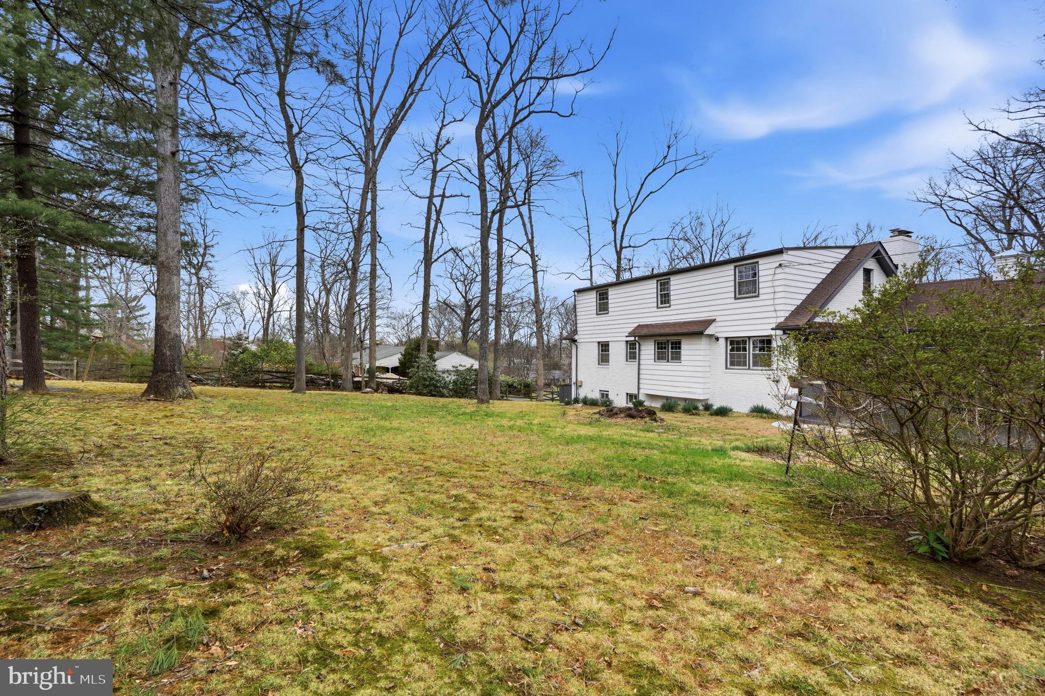 SHERWOOD FOREST - Residential