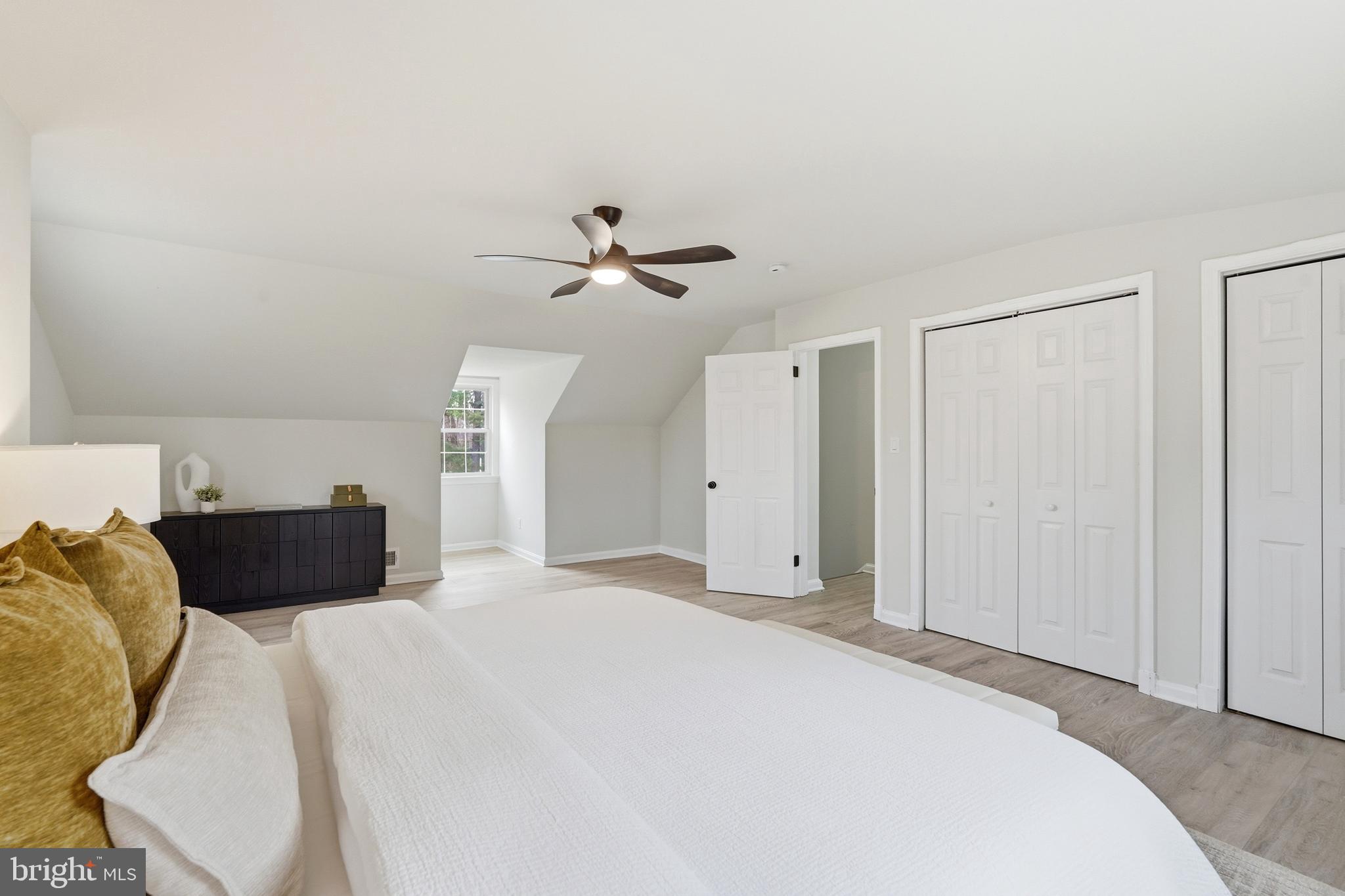 SHERWOOD FOREST - Residential