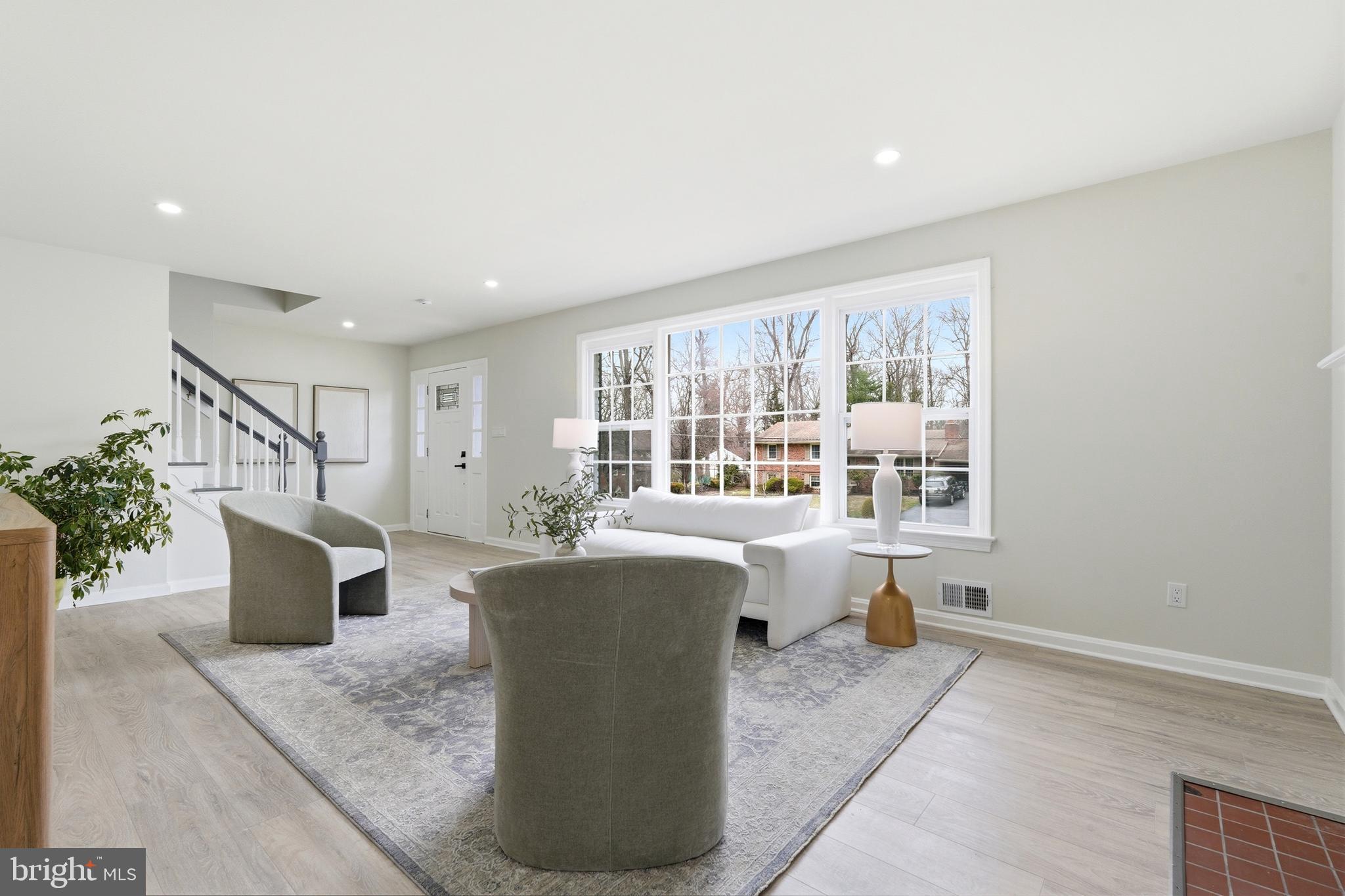 SHERWOOD FOREST - Residential