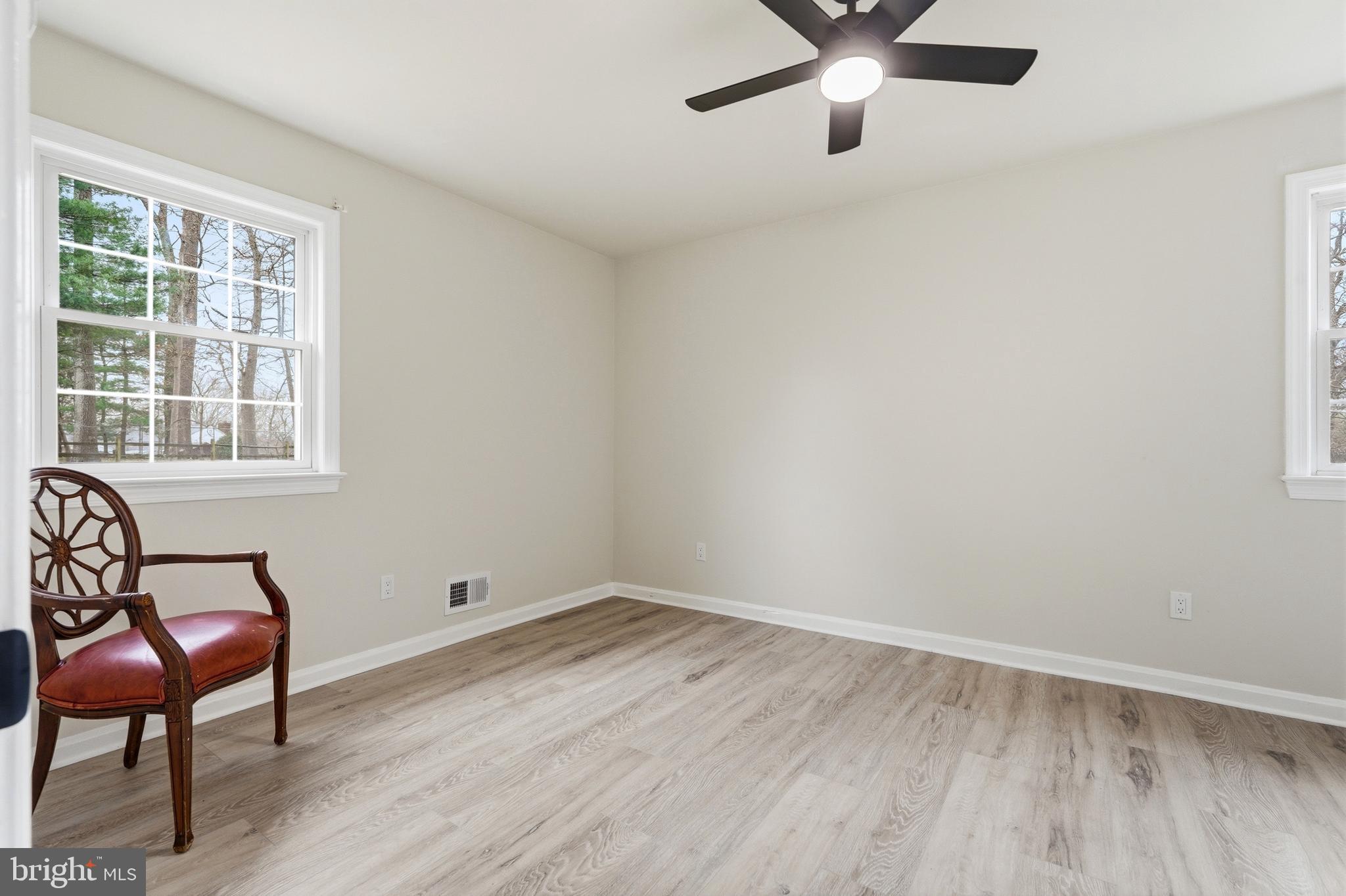 SHERWOOD FOREST - Residential