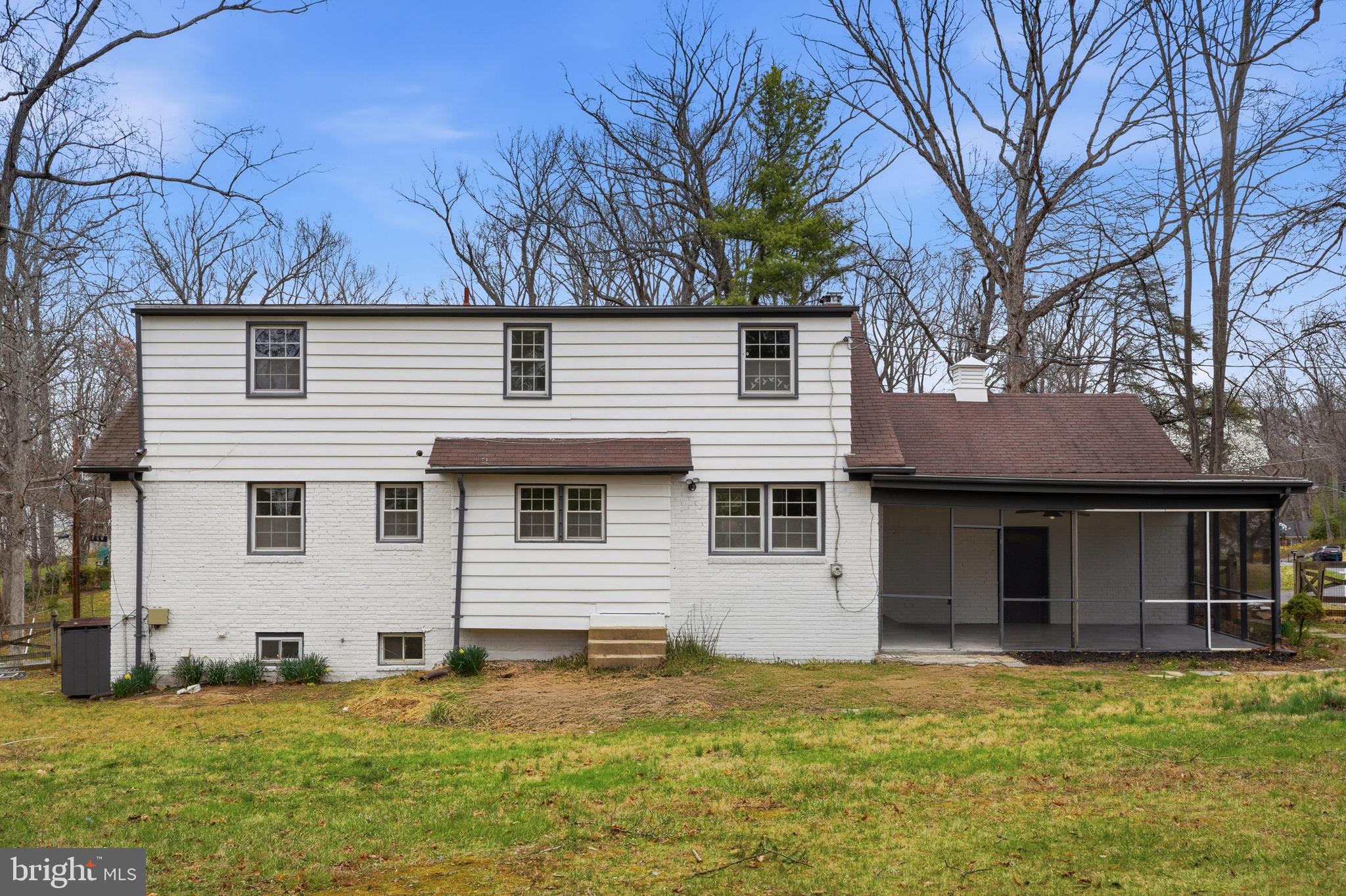 SHERWOOD FOREST - Residential