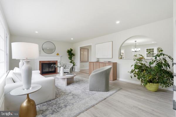 SHERWOOD FOREST - Residential