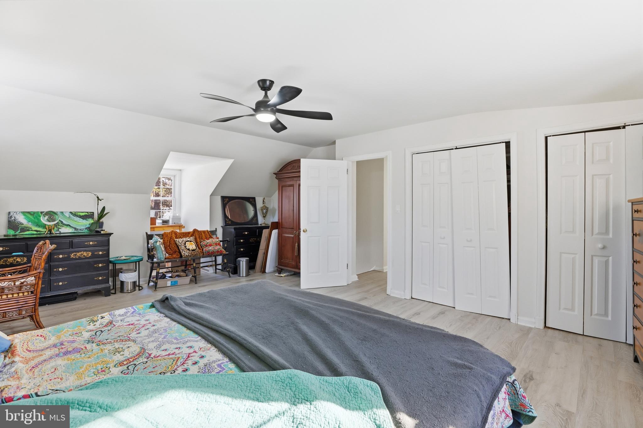 SHERWOOD FOREST - Residential