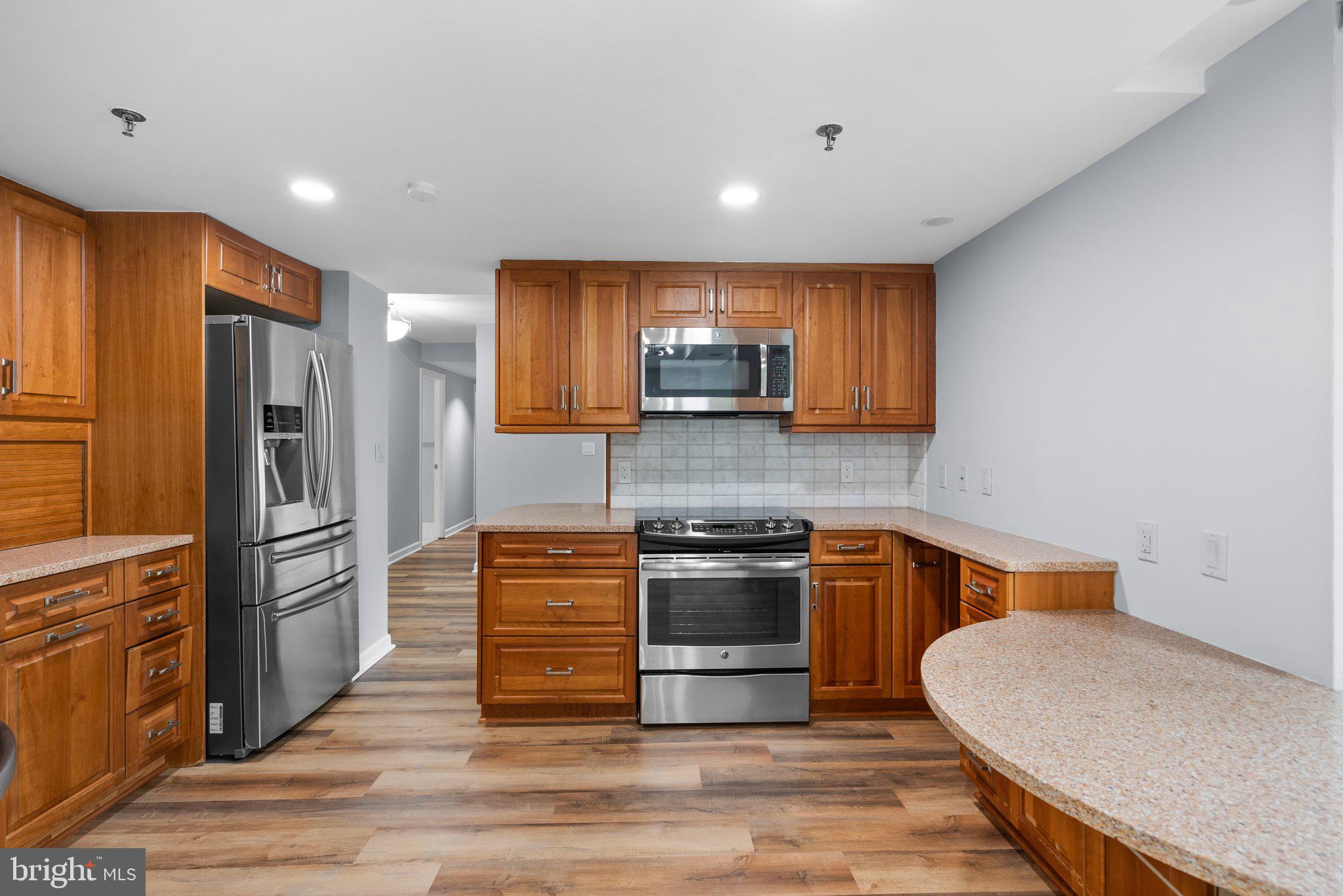 5450 WHITLEY PARK TERRACE 111