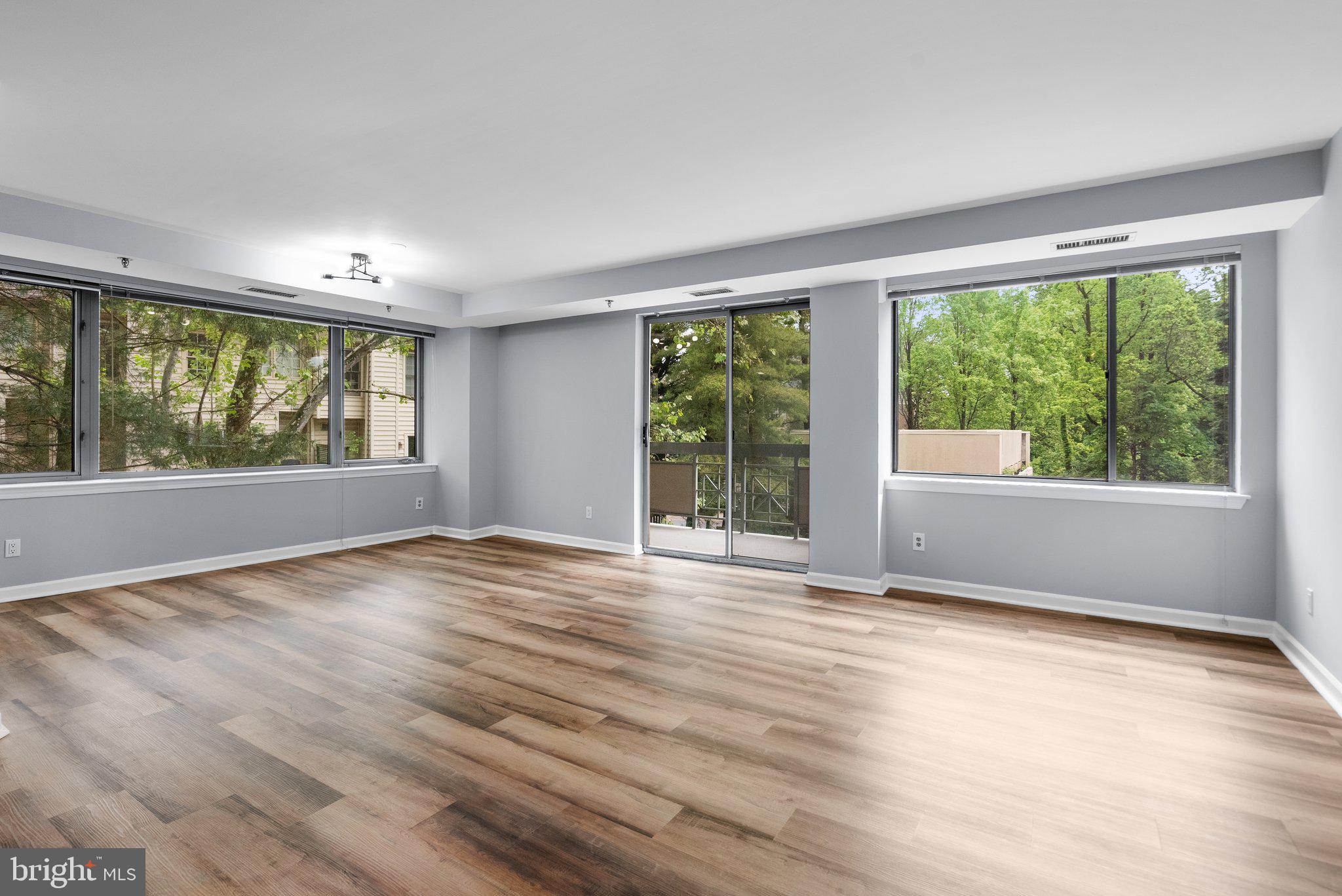 5450 WHITLEY PARK TERRACE 111