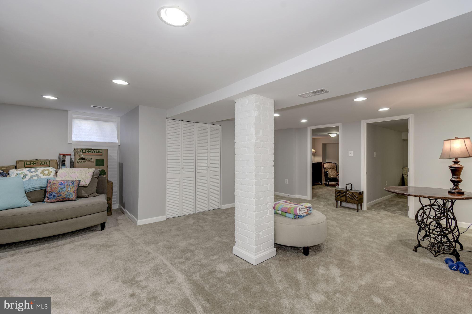 CAPITOL HEIGHTS - Residential