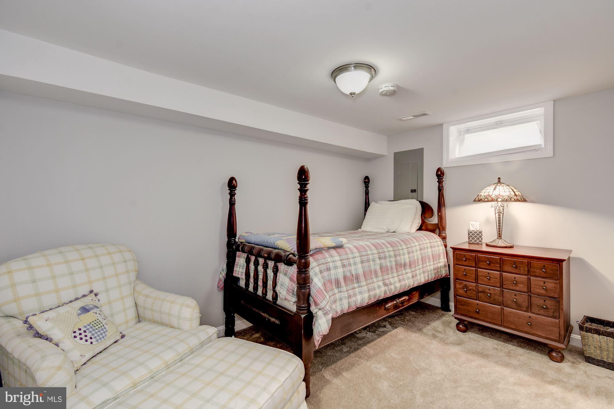 CAPITOL HEIGHTS - Residential