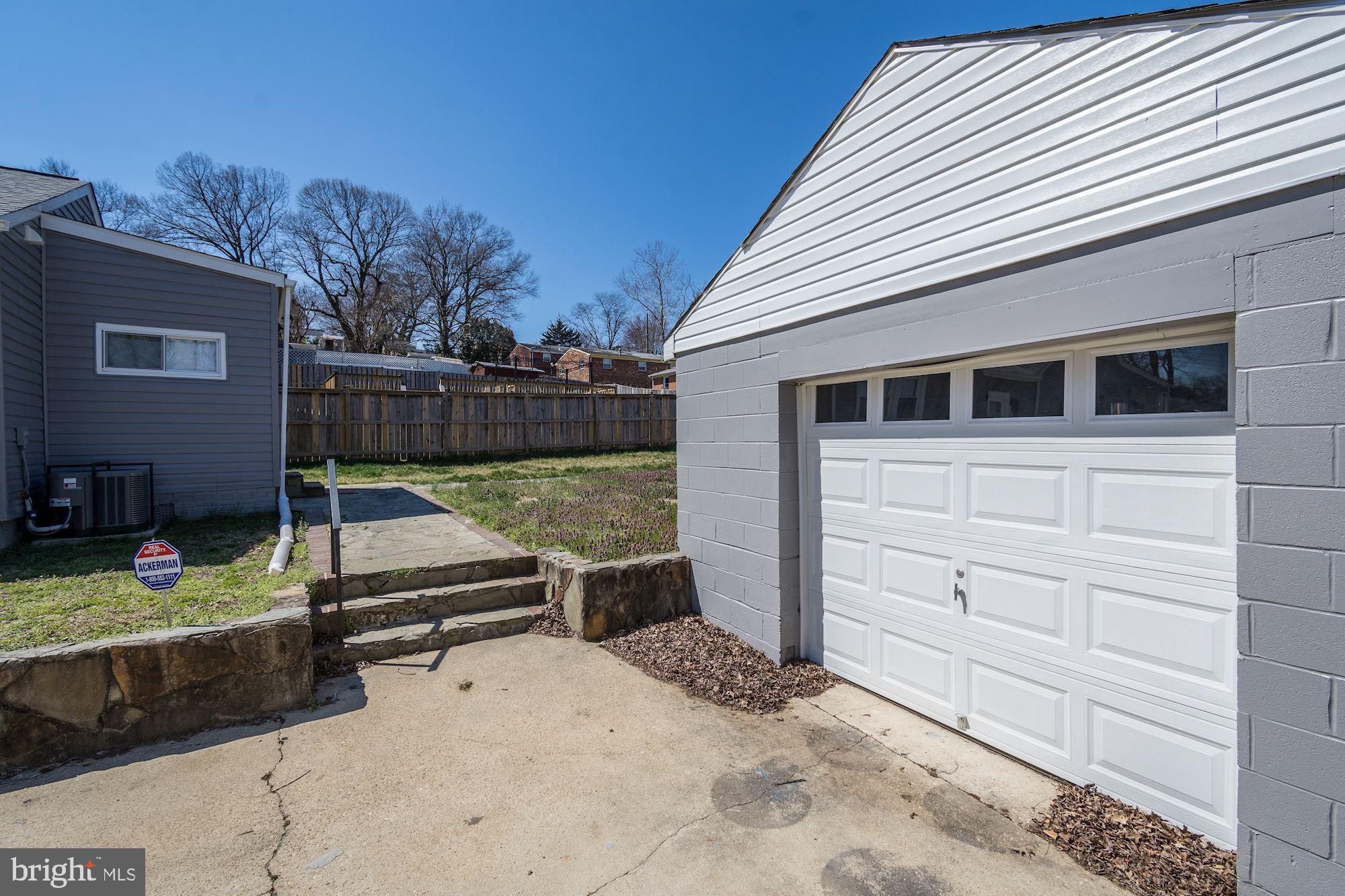 CAPITOL HEIGHTS - Residential