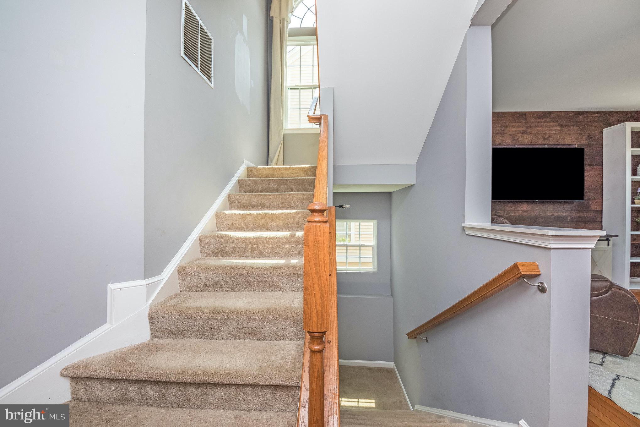 LADYSMITH VILLAGE - Residential