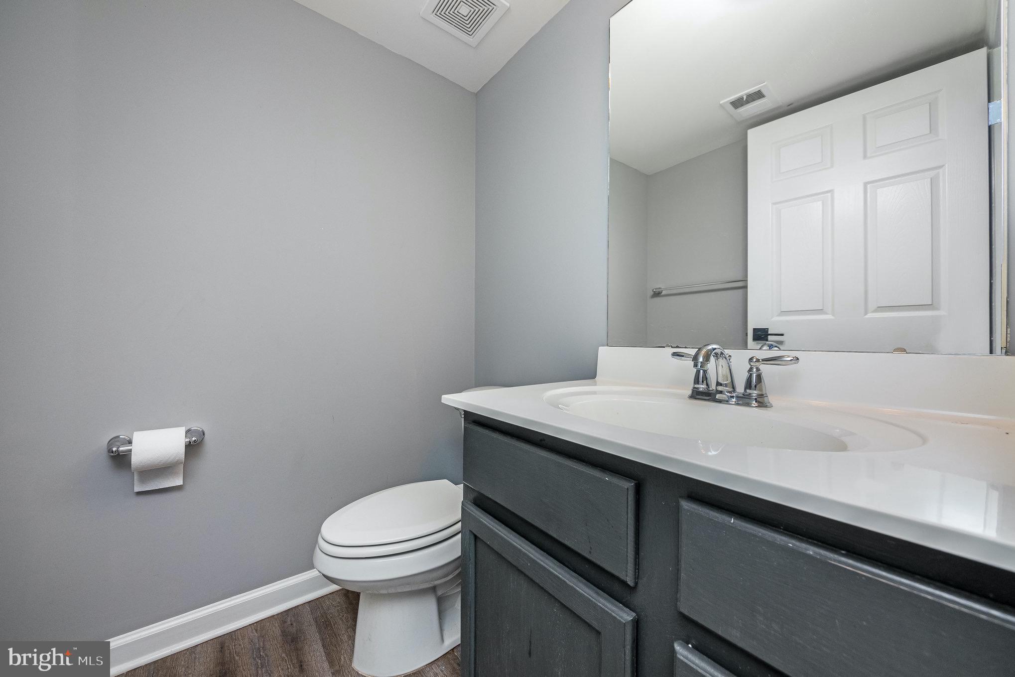 LADYSMITH VILLAGE - Residential