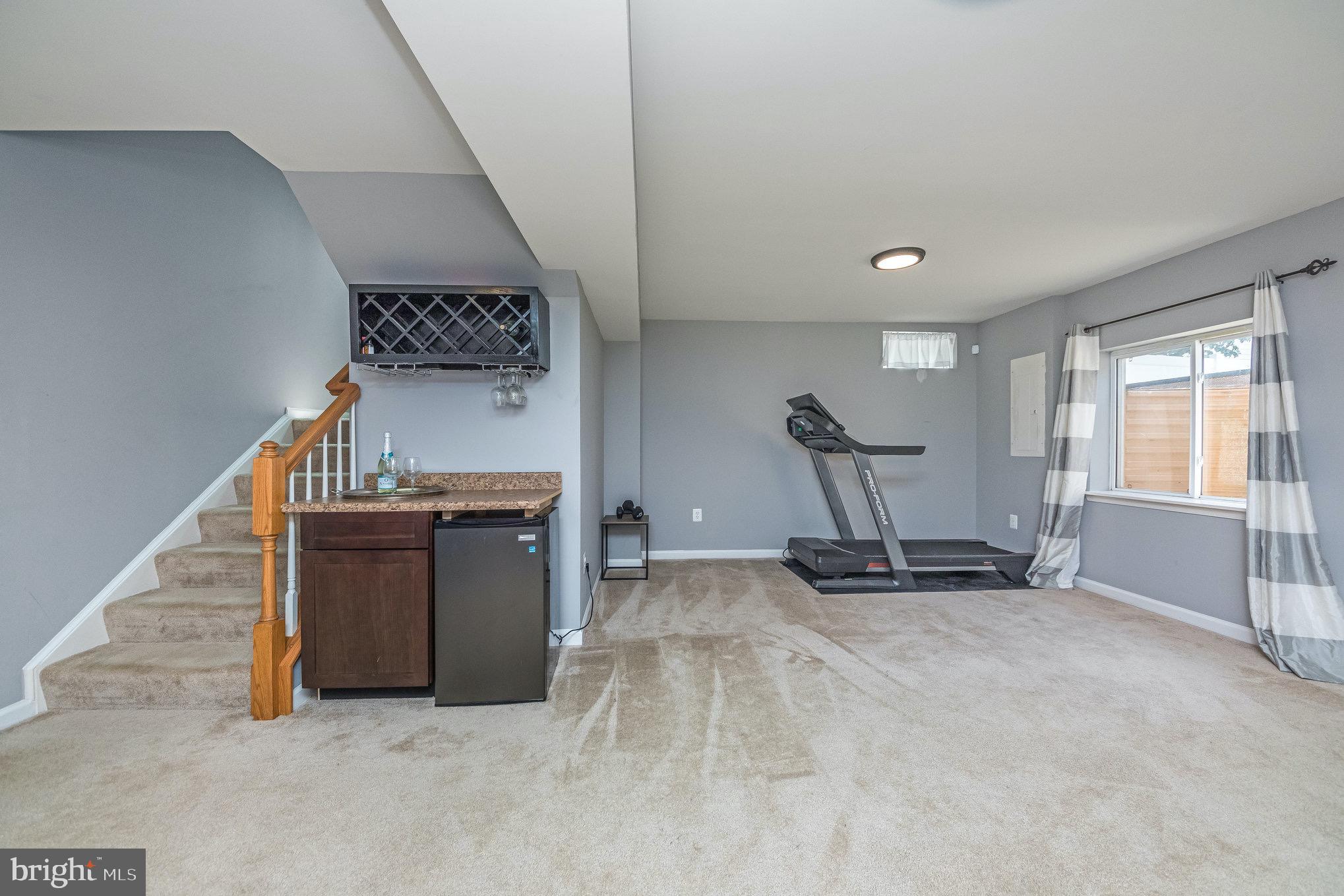 LADYSMITH VILLAGE - Residential