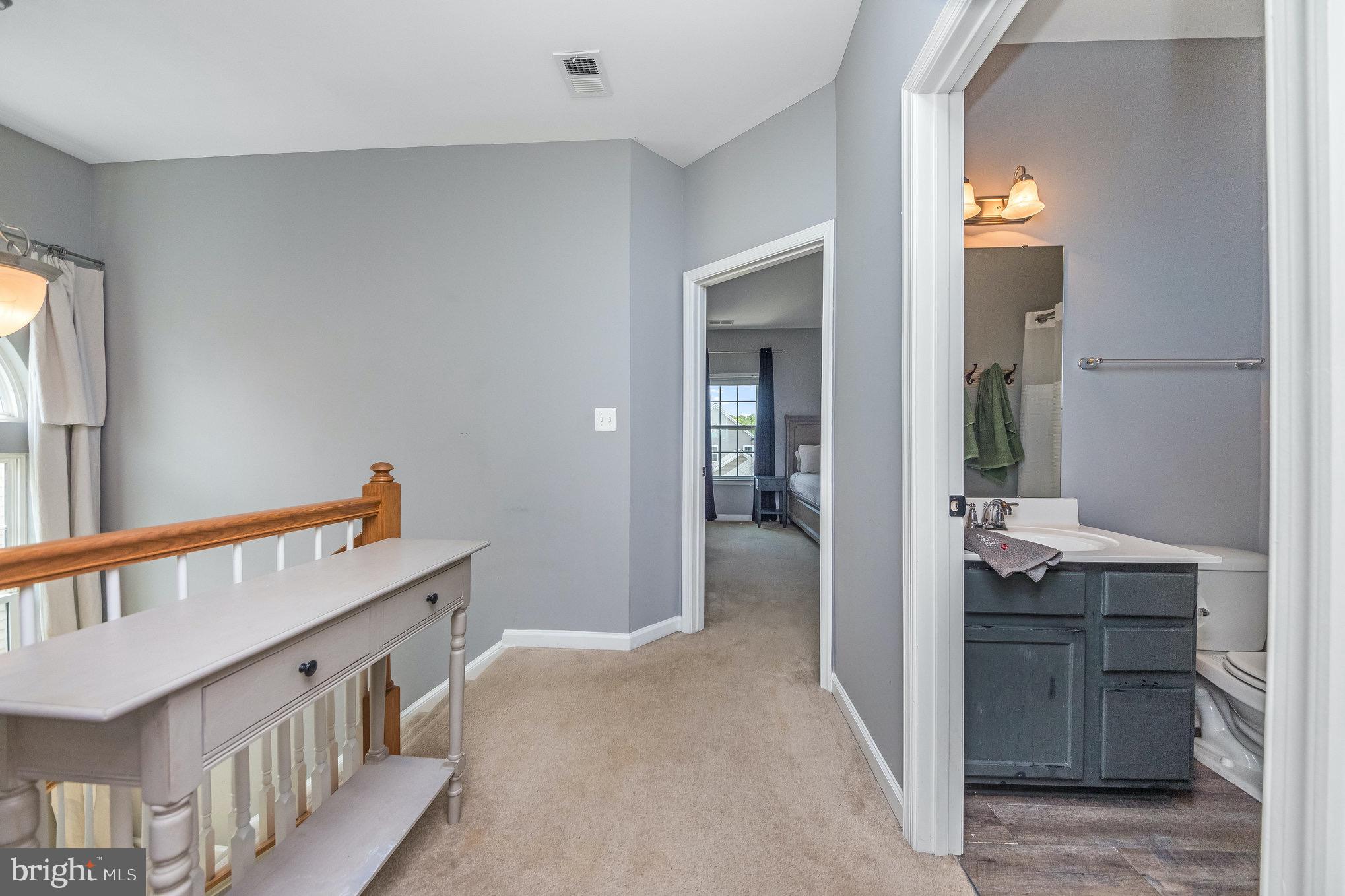 LADYSMITH VILLAGE - Residential