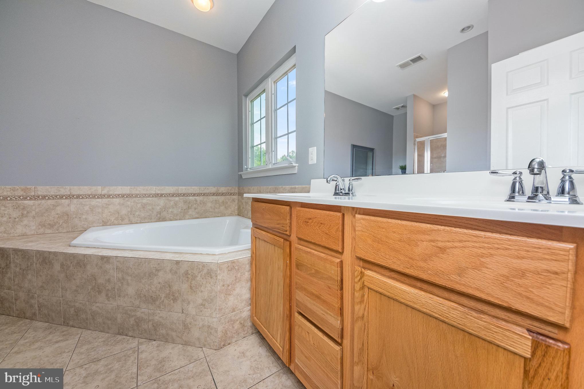 LADYSMITH VILLAGE - Residential