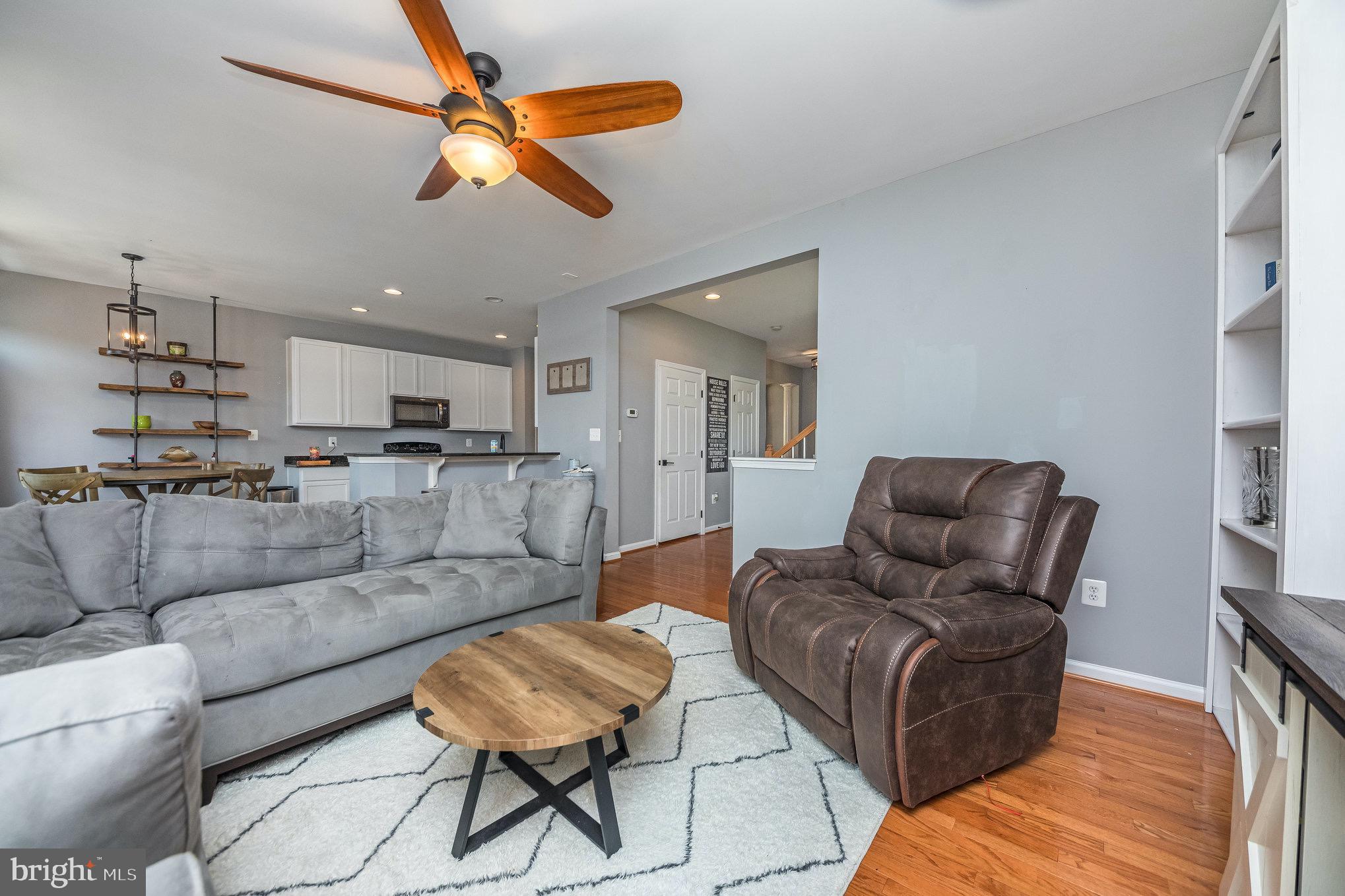 LADYSMITH VILLAGE - Residential